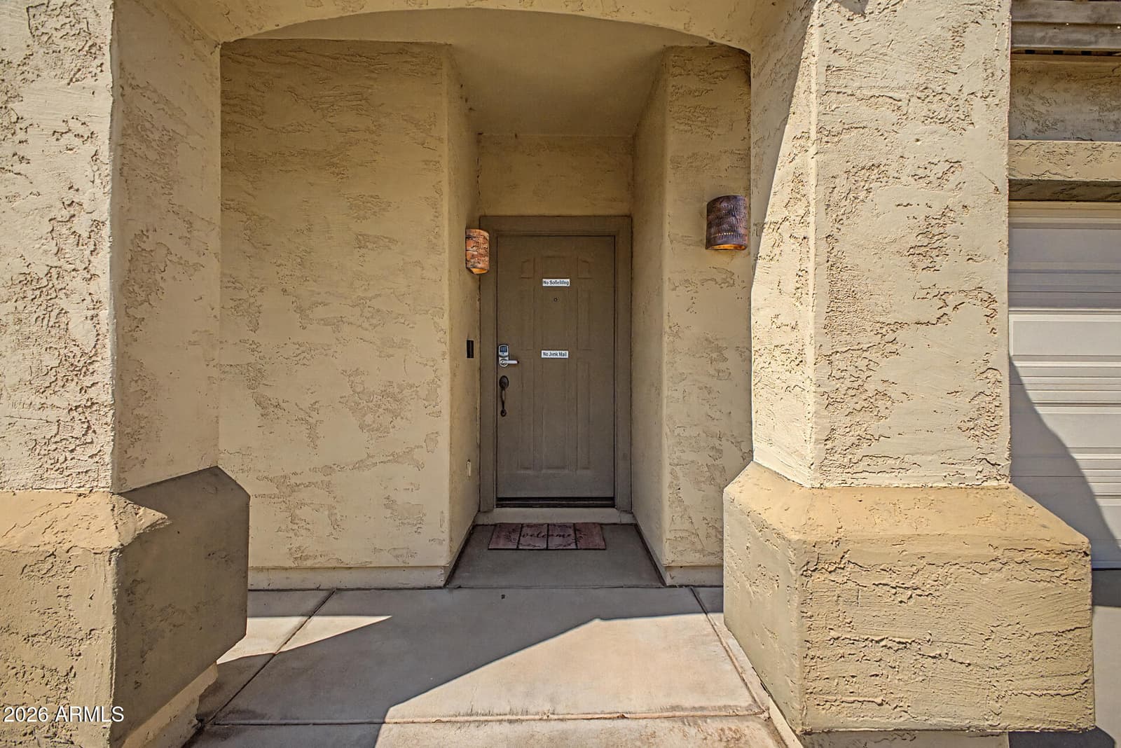 30381 N DESERT WILLOW Boulevard, San Tan Valley, AZ 85143 — photo 4 of 42