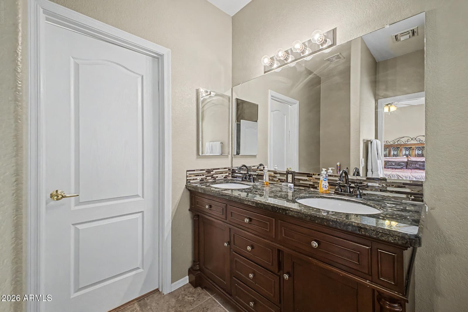 30381 N DESERT WILLOW Boulevard, San Tan Valley, AZ 85143 — photo 16 of 42