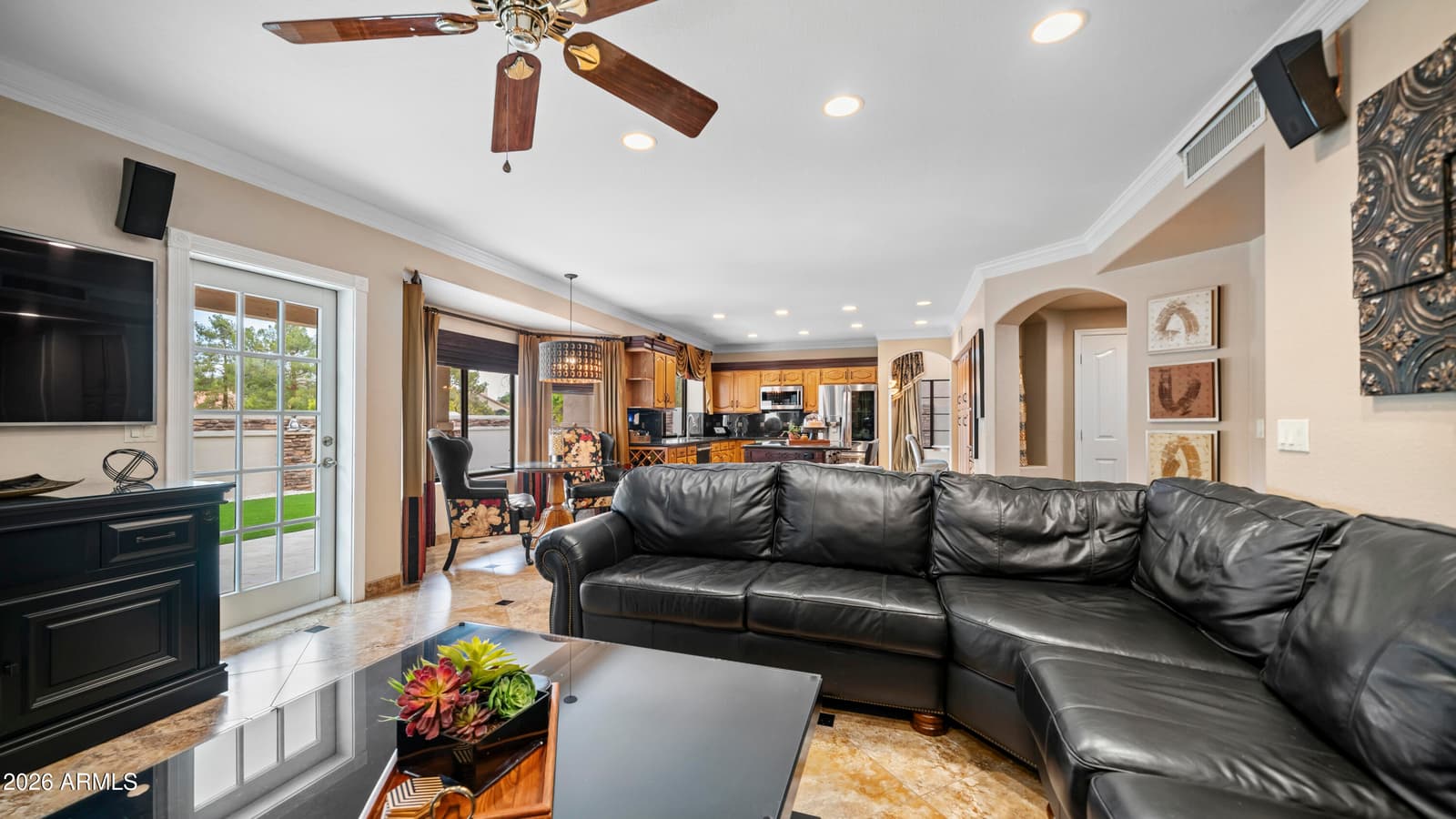 42 E MARIA Lane, Tempe, AZ 85284 — photo 13 of 56