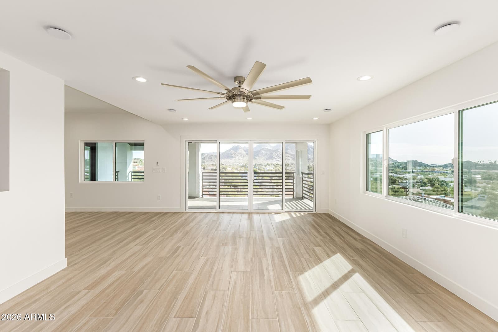 1402 E Las Palmaritas Drive, Phoenix, AZ 85020 — photo 11 of 82