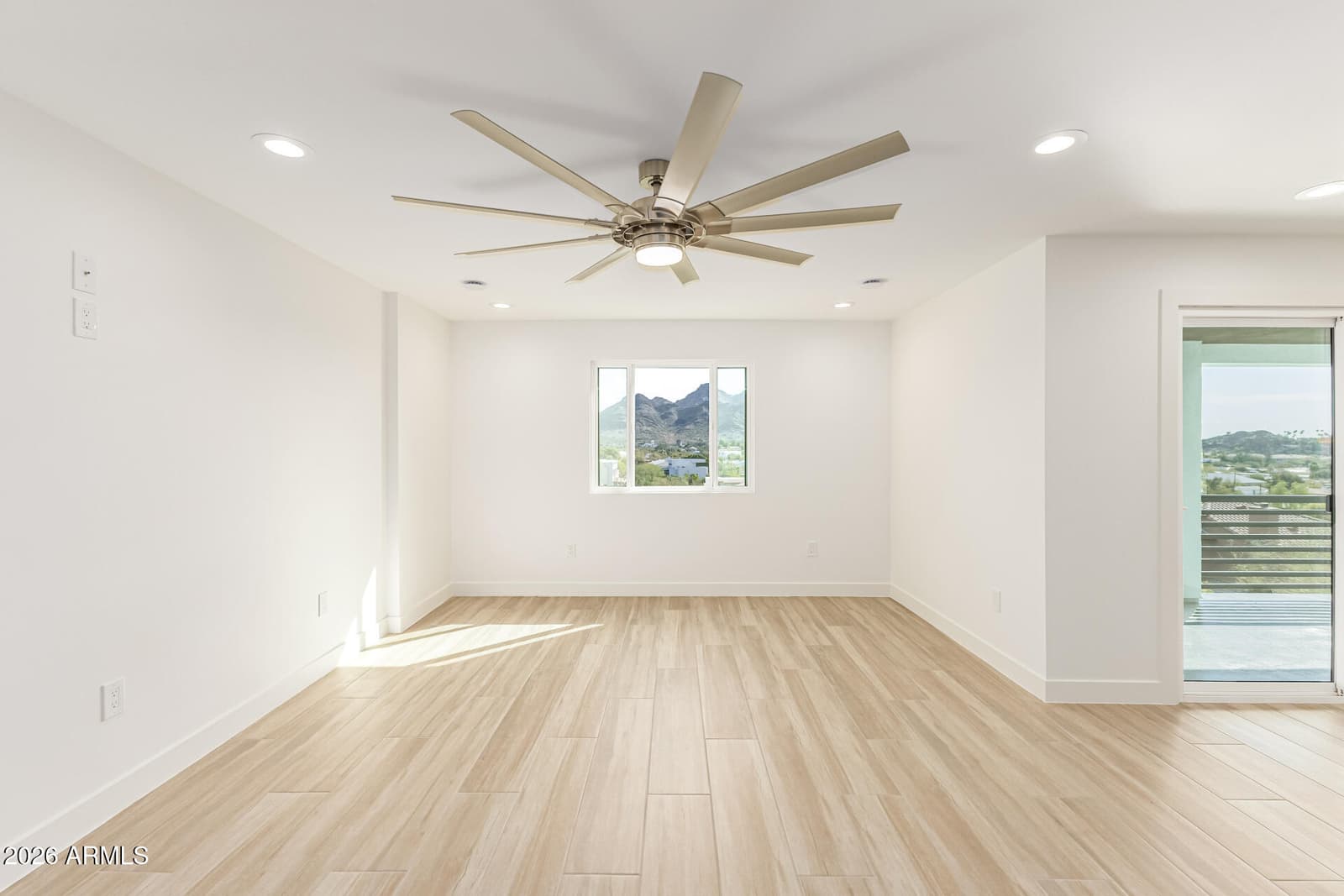1402 E Las Palmaritas Drive, Phoenix, AZ 85020 — photo 14 of 82