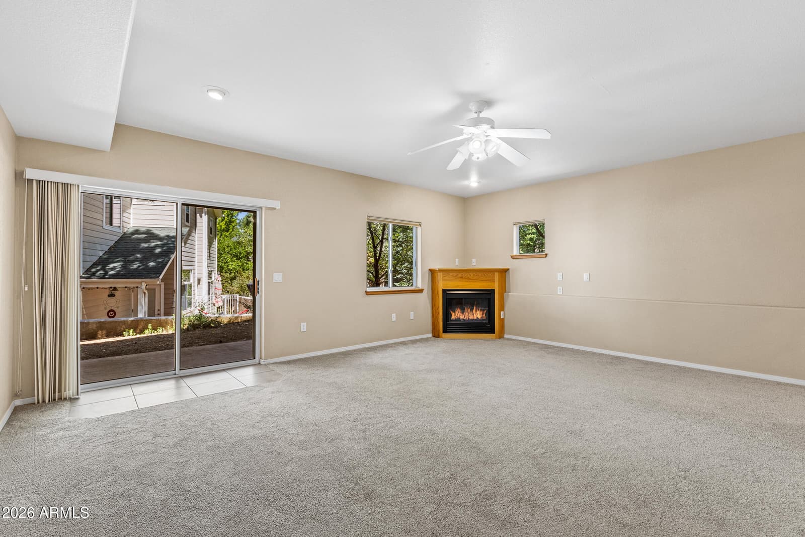 4450 E SAVANNAH Circle, Flagstaff, AZ 86004 — photo 15 of 34