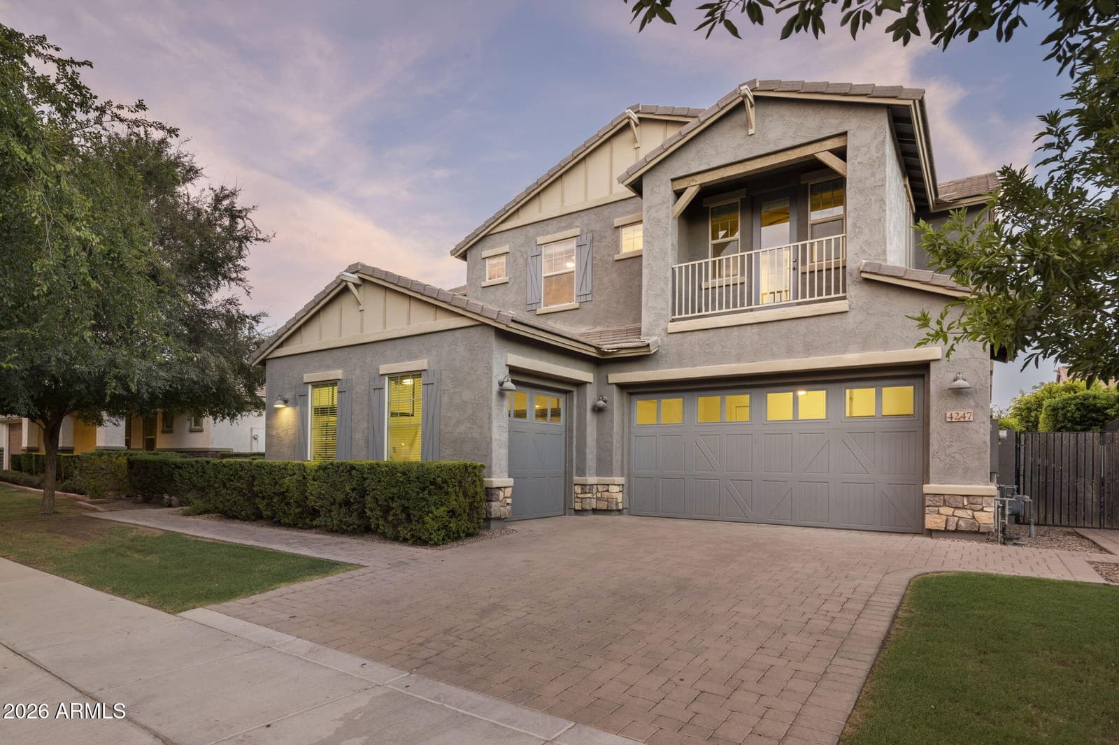 4247 E COMSTOCK Drive, Gilbert, AZ 85296 — photo 1 of 89