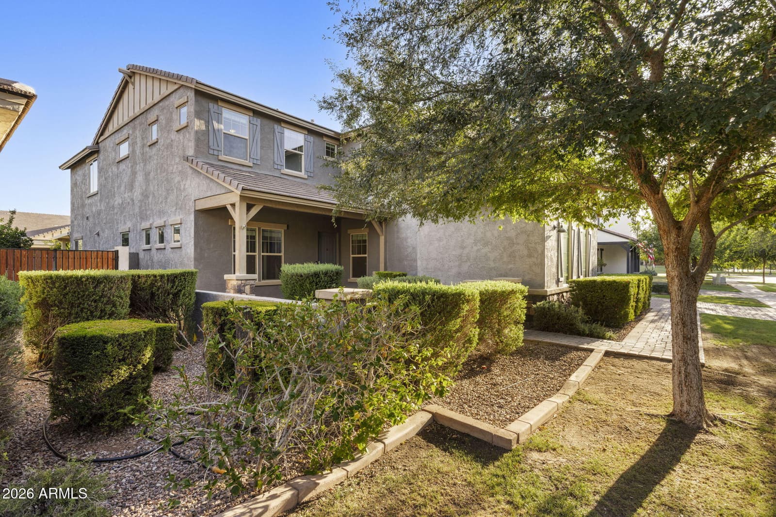 4247 E COMSTOCK Drive, Gilbert, AZ 85296 — photo 4 of 89