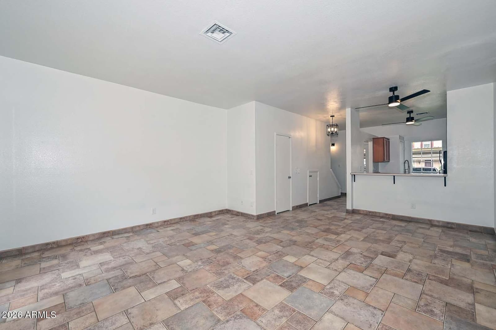 18837 N 34TH Drive 4, Phoenix, AZ 85027 — photo 9 of 35