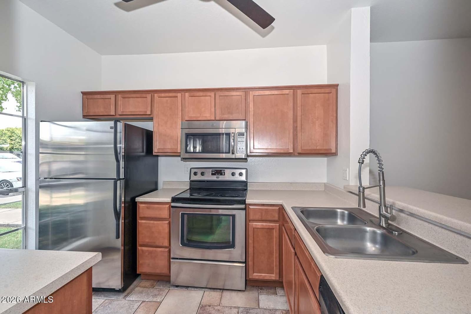 18837 N 34TH Drive 4, Phoenix, AZ 85027 — photo 3 of 35