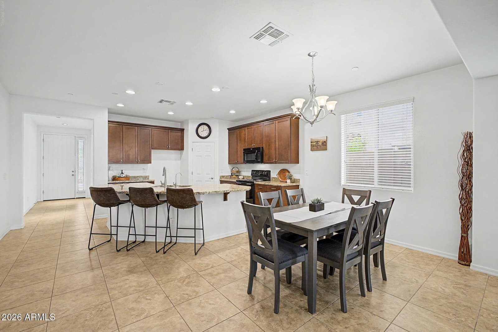 13227 W COPPERLEAF Lane, Peoria, AZ 85383 — photo 7 of 51
