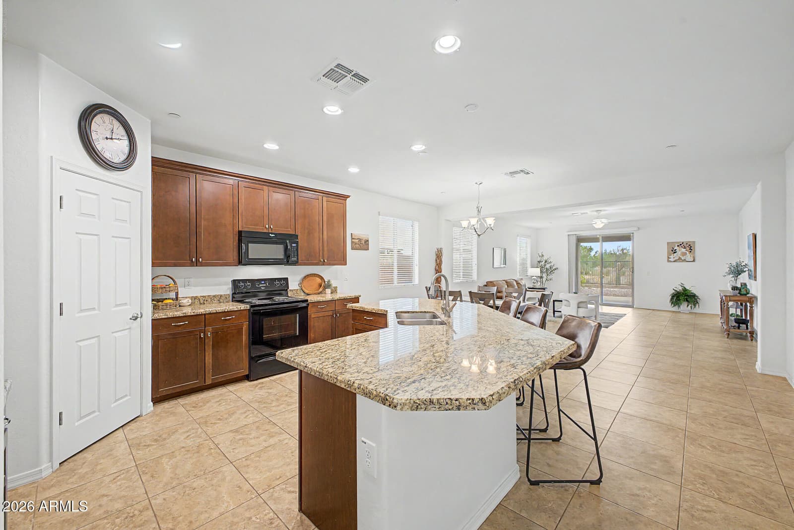13227 W COPPERLEAF Lane, Peoria, AZ 85383 — photo 9 of 51