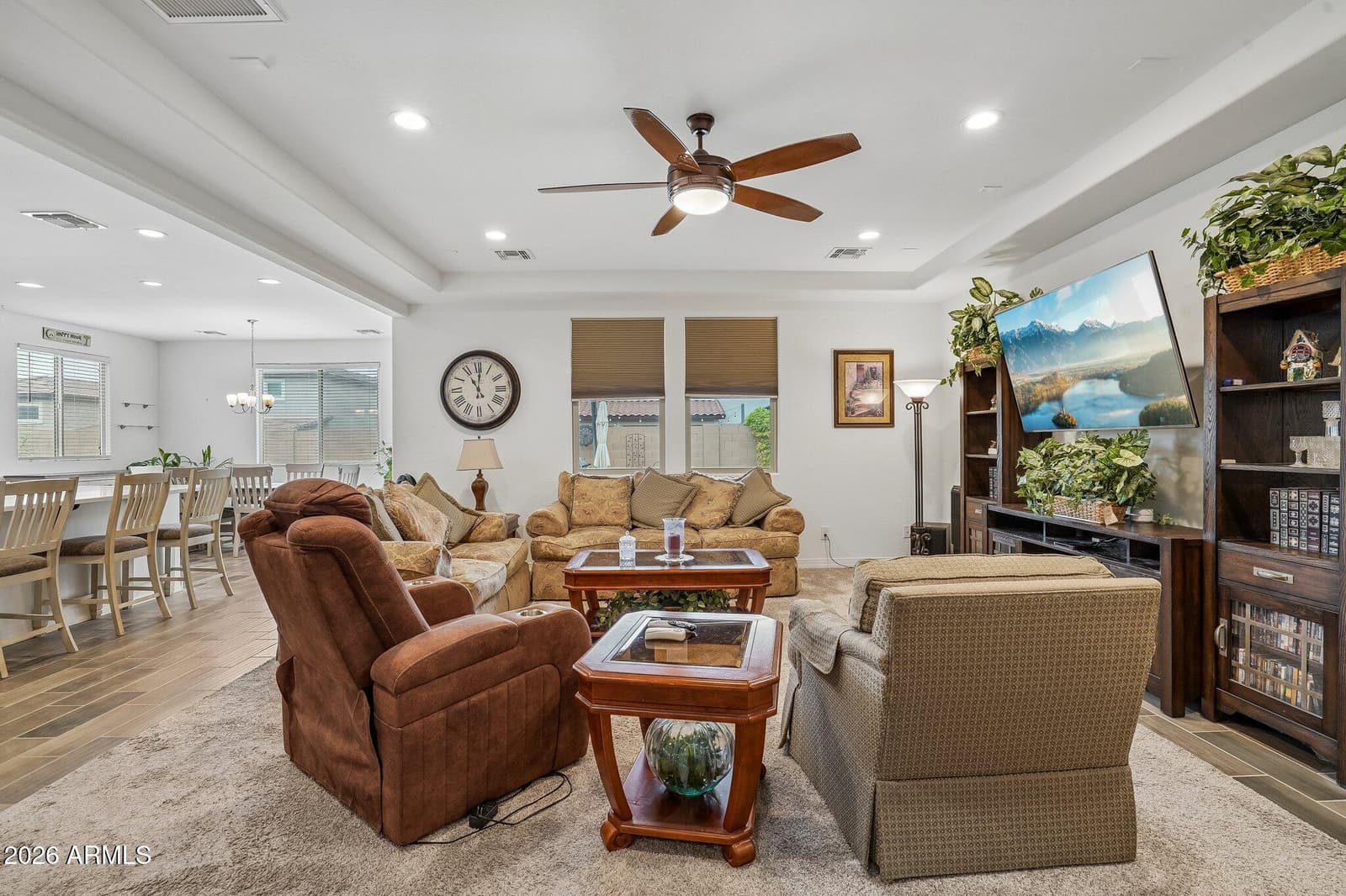 19045 W MERCER Lane, Surprise, AZ 85388 — photo 11 of 51