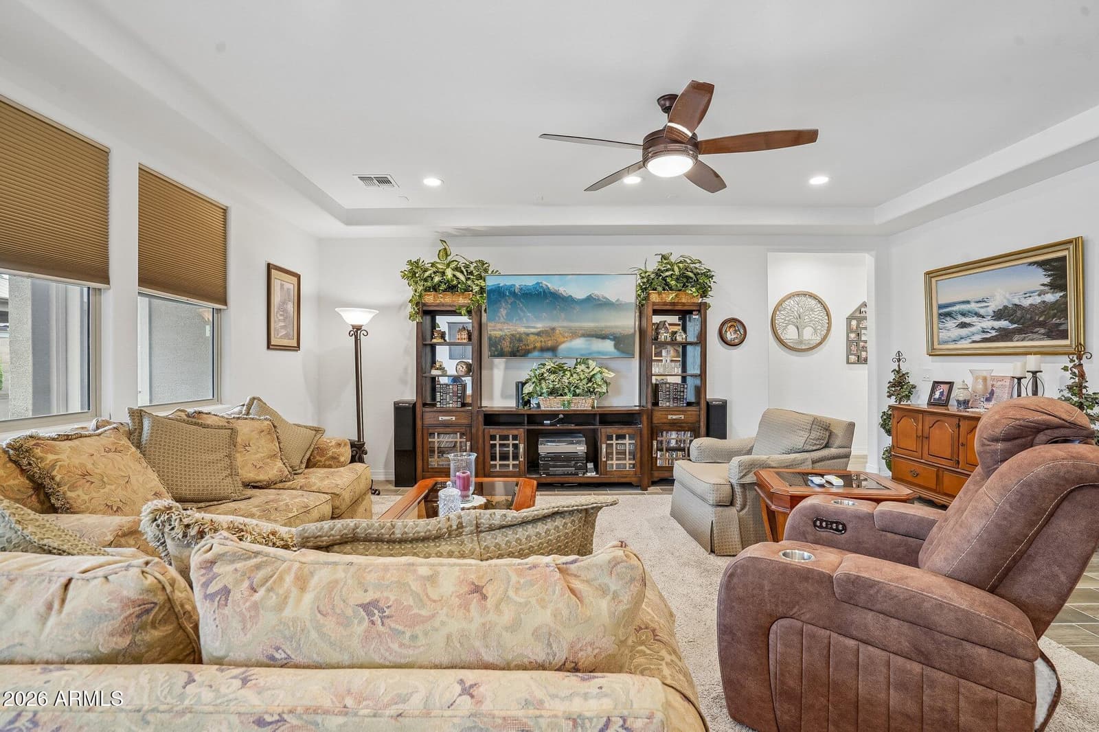 19045 W MERCER Lane, Surprise, AZ 85388 — photo 12 of 51