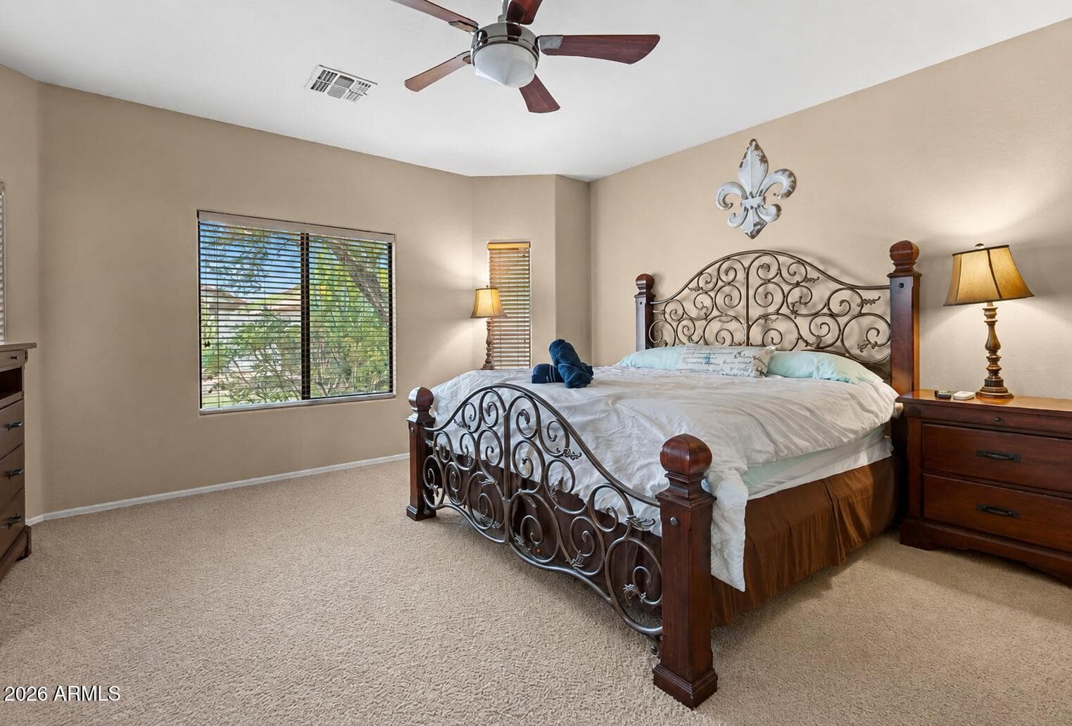 98 W DESERT VISTA Trail, San Tan Valley, AZ 85143 — photo 12 of 31