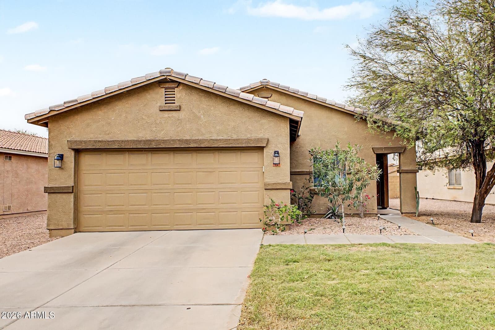 9127 W CAMBRIDGE Avenue, Phoenix, AZ 85037 — photo 2 of 24