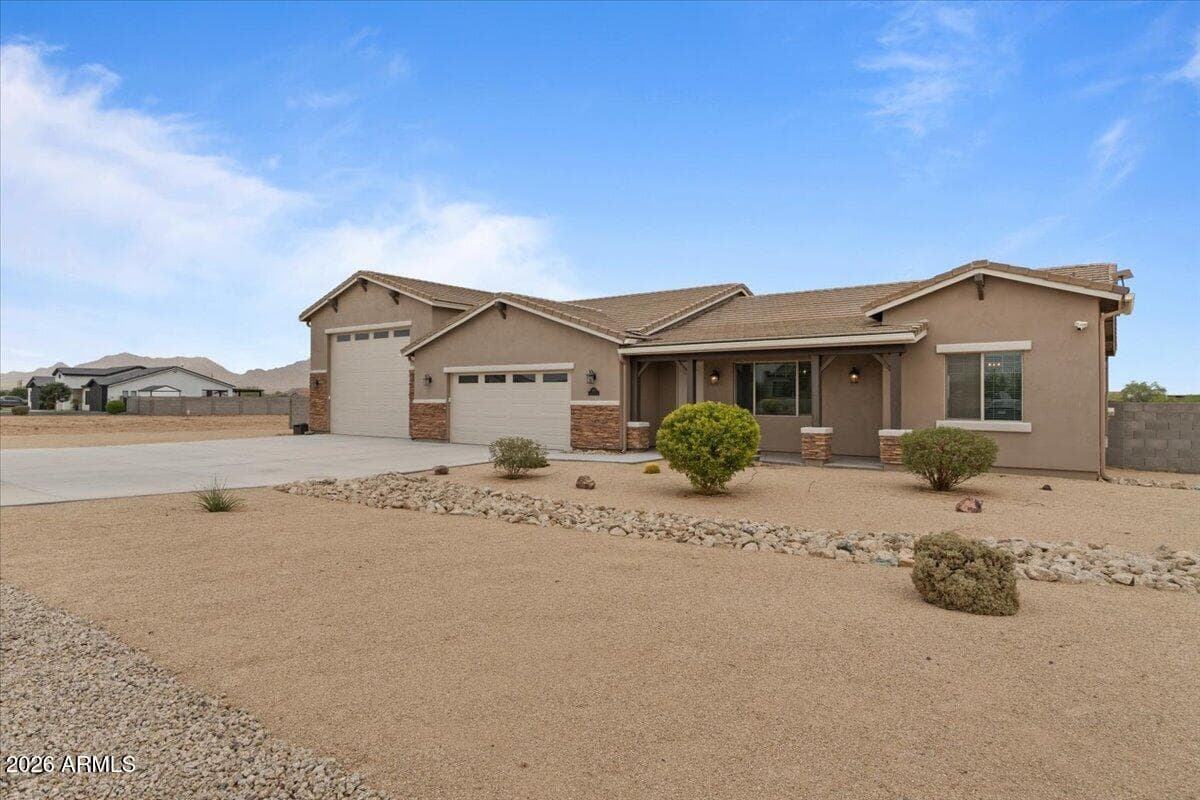 1980 W LINCOLN Court, San Tan Valley, AZ 85144 — photo 4 of 49