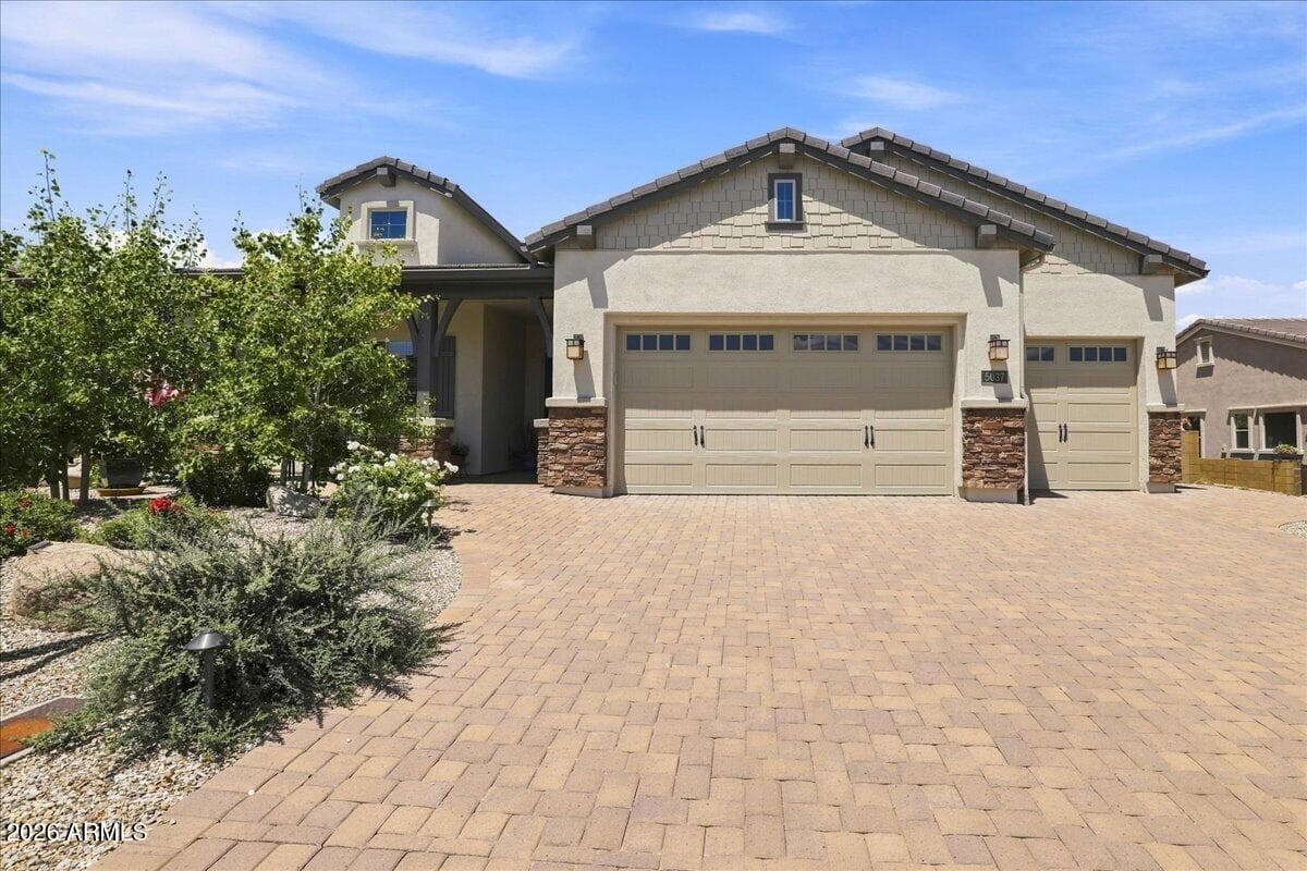 5037 PORTER CREEK Drive, Prescott, AZ 86301 — photo 3 of 32
