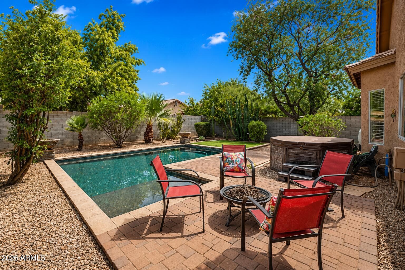 98 W DESERT VISTA Trail, San Tan Valley, AZ 85143 — photo 26 of 31