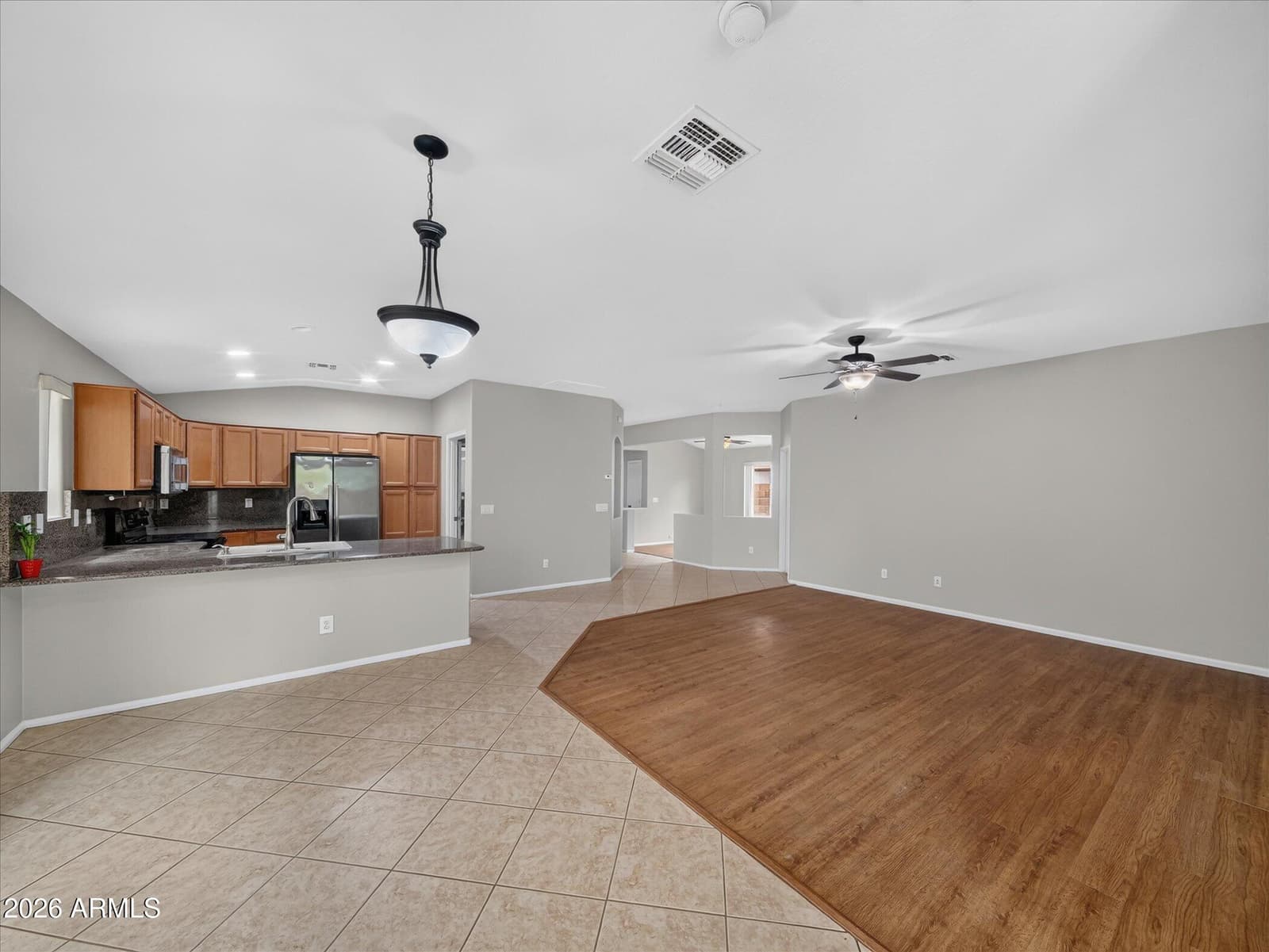 633 E LESLIE Avenue, San Tan Valley, AZ 85140 — photo 9 of 36