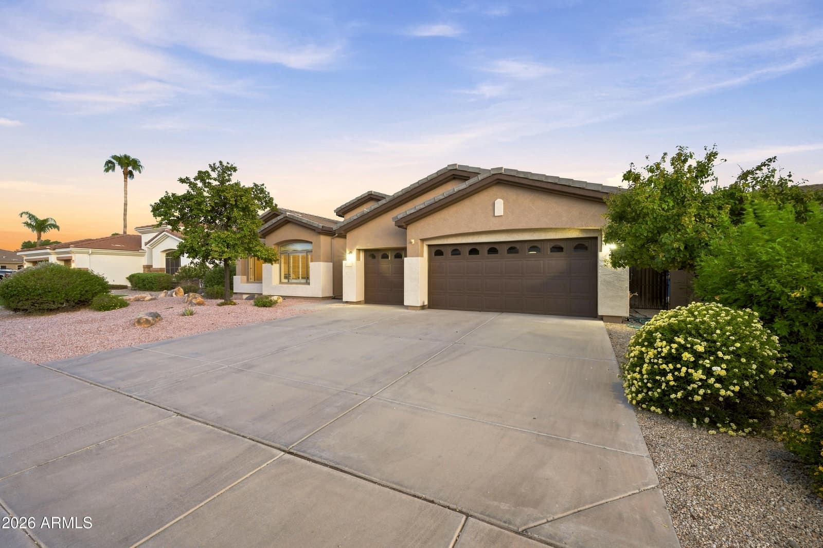 481 E VERMONT Drive, Gilbert, AZ 85295 — photo 3 of 33