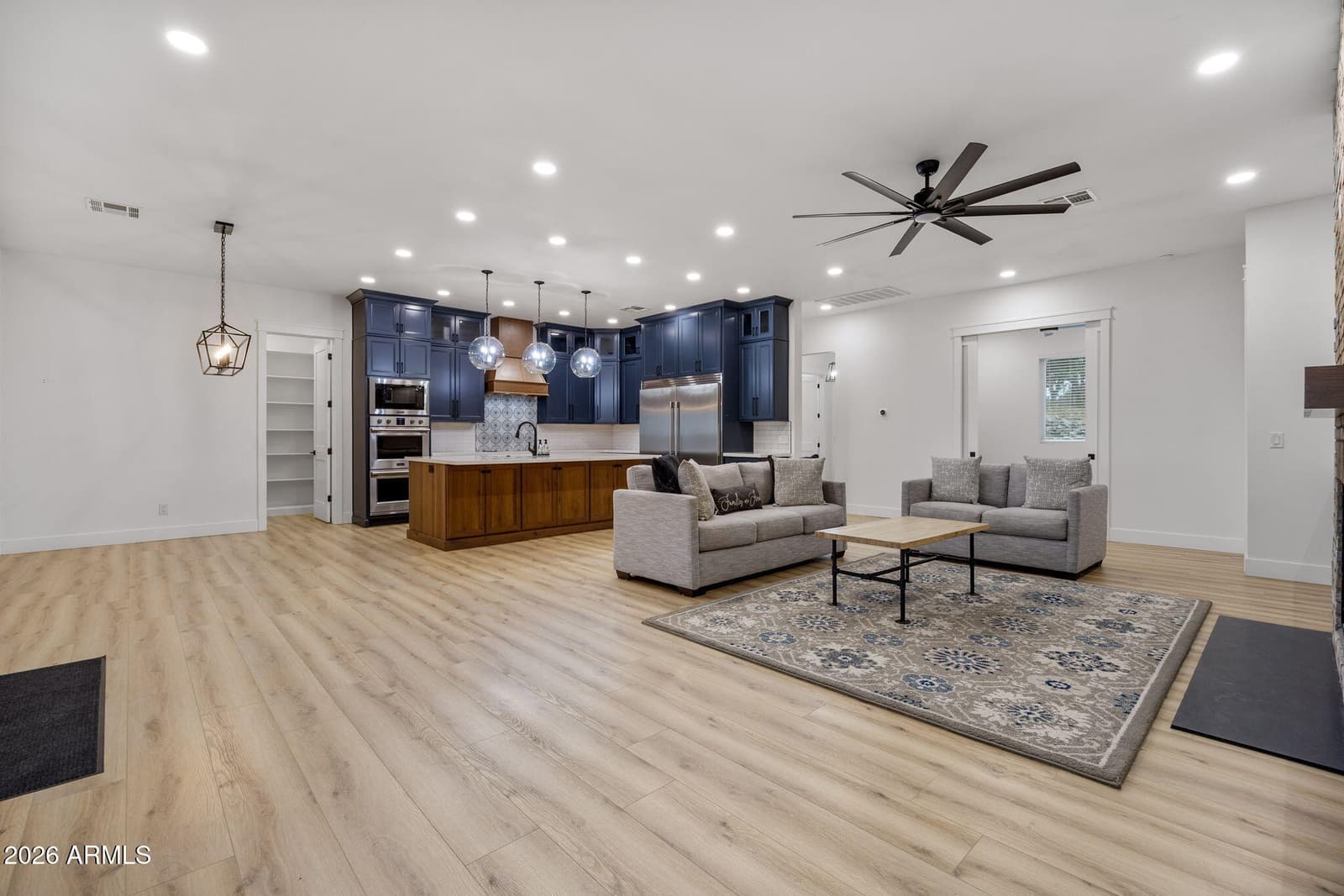 6733 Perkins Lane, Show Low, AZ 85901 — photo 12 of 38
