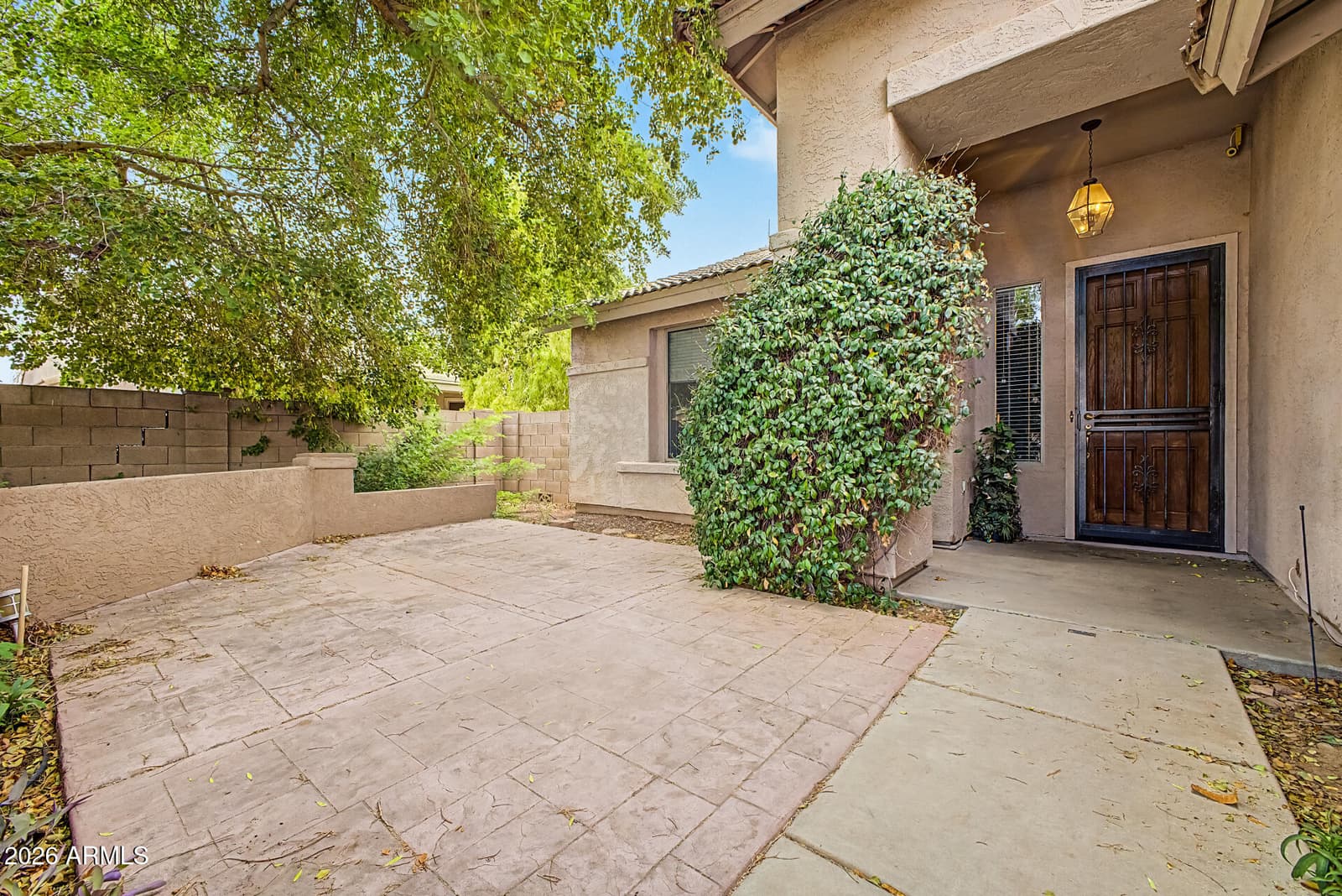 4037 W KELTON Avenue, Phoenix, AZ 85053 — photo 7 of 44