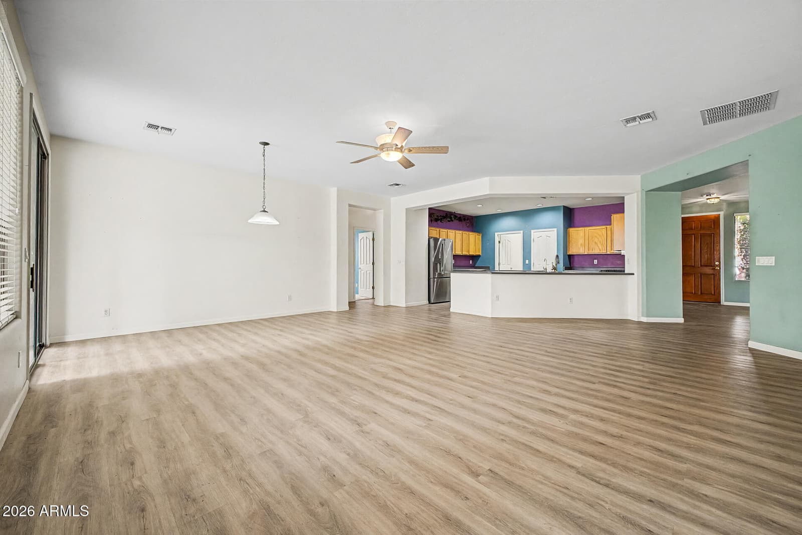 4037 W KELTON Avenue, Phoenix, AZ 85053 — photo 15 of 44