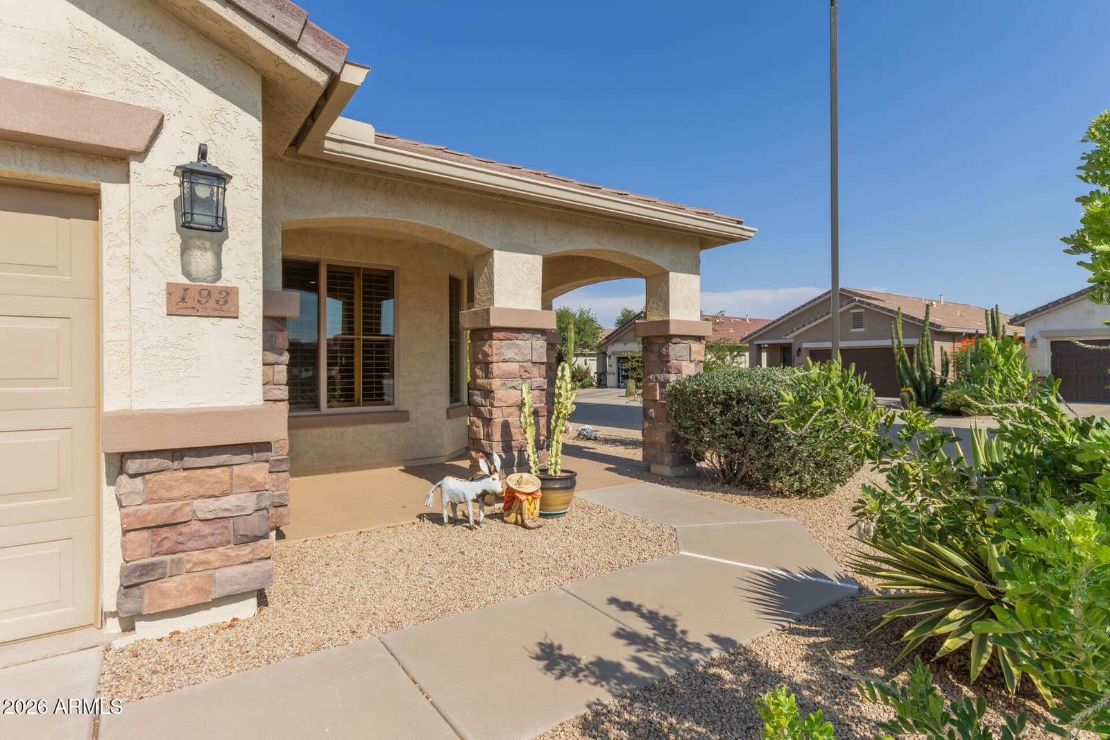 193 W LATIGO Circle, San Tan Valley, AZ 85143 — photo 32 of 45