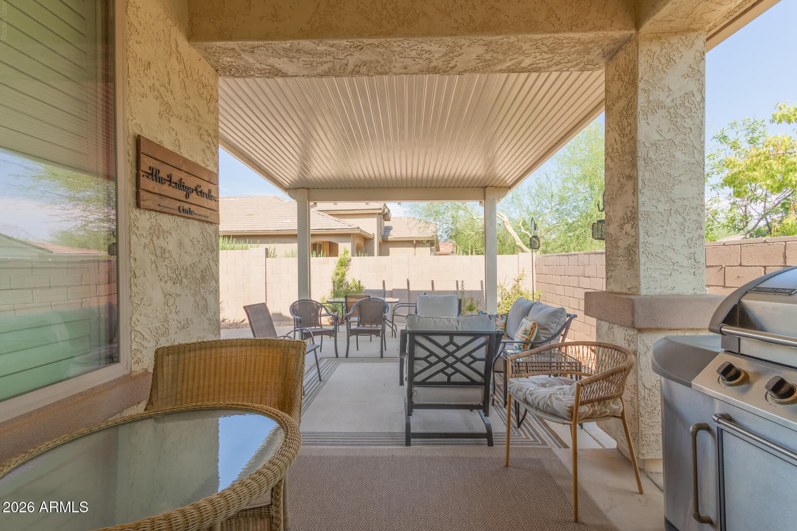 193 W LATIGO Circle, San Tan Valley, AZ 85143 — photo 25 of 45