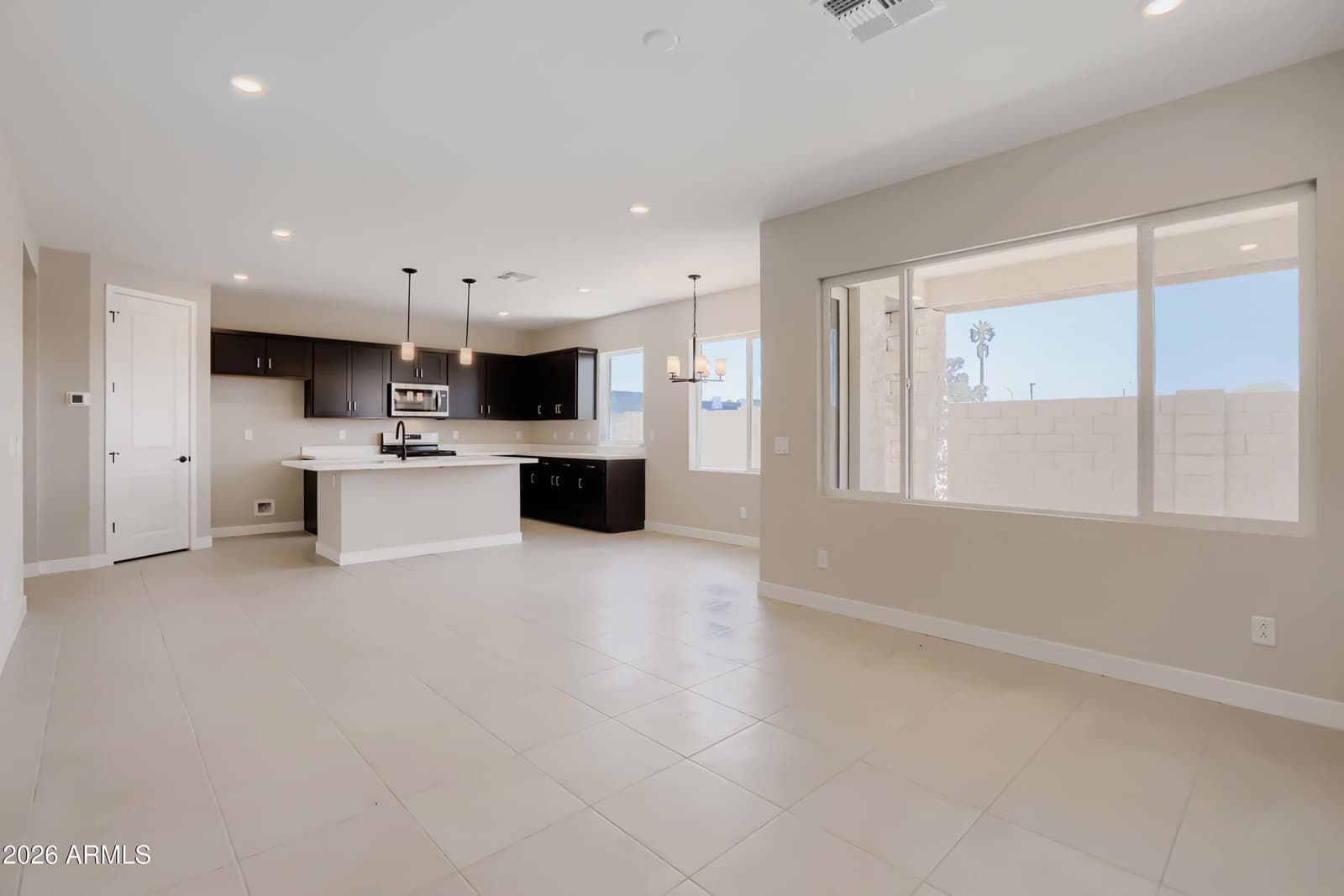 1834 E KRAMER Street, Mesa, AZ 85203 — photo 10 of 33