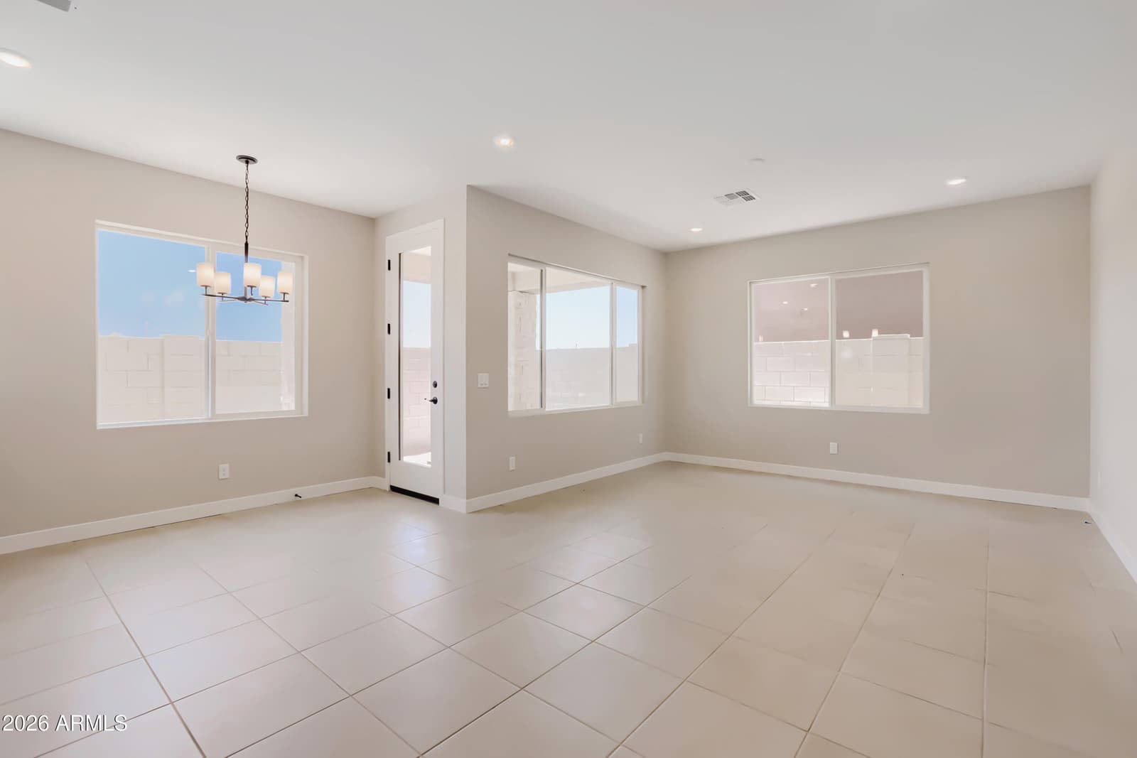 1834 E KRAMER Street, Mesa, AZ 85203 — photo 13 of 33