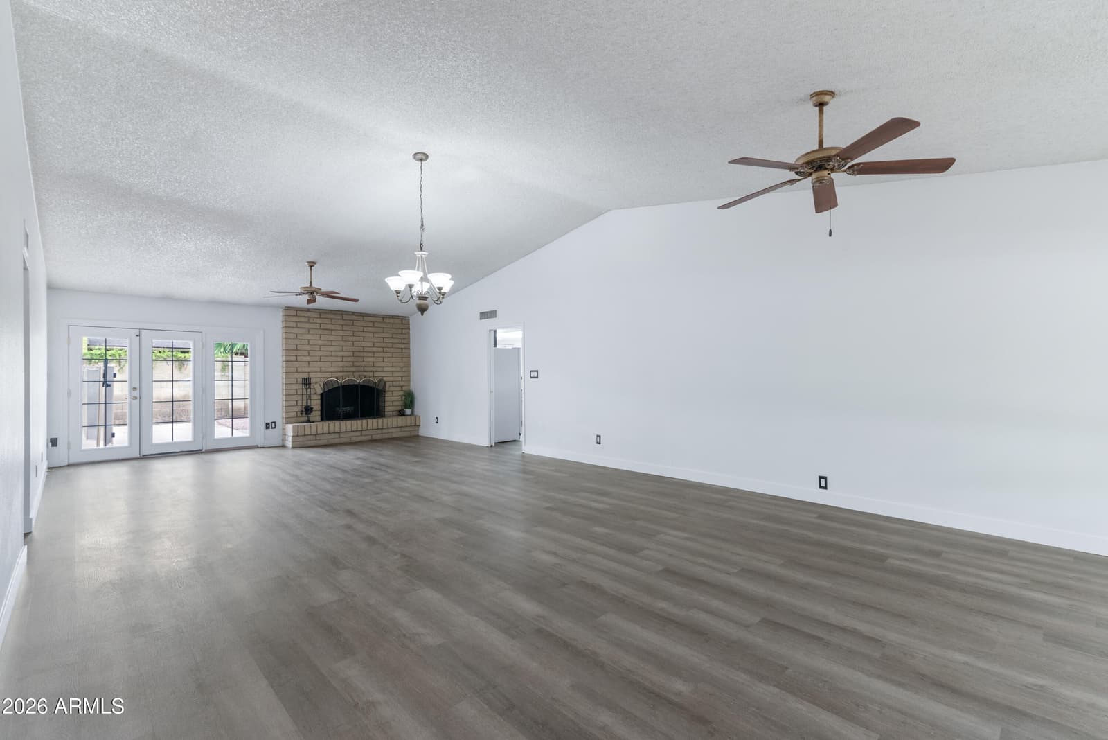 2338 E YUCCA Street, Phoenix, AZ 85028 — photo 11 of 49