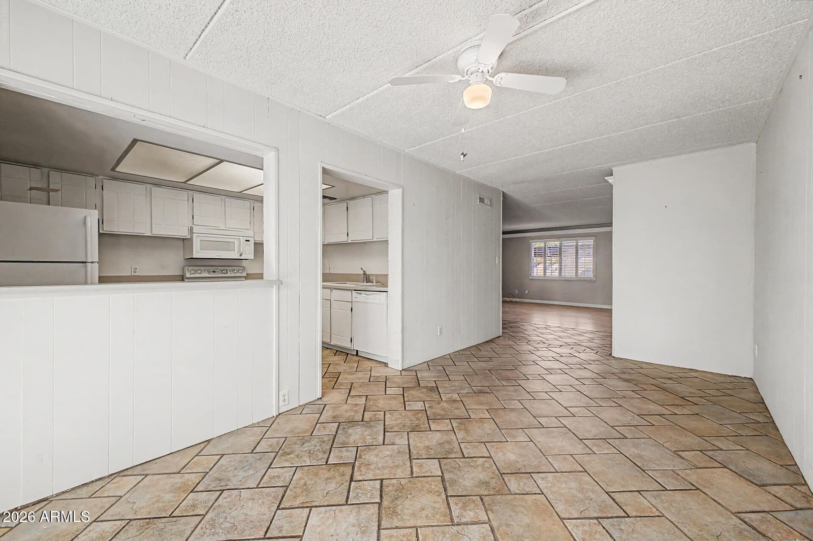4201 E Camelback Road 79, Phoenix, AZ 85018 — photo 16 of 37
