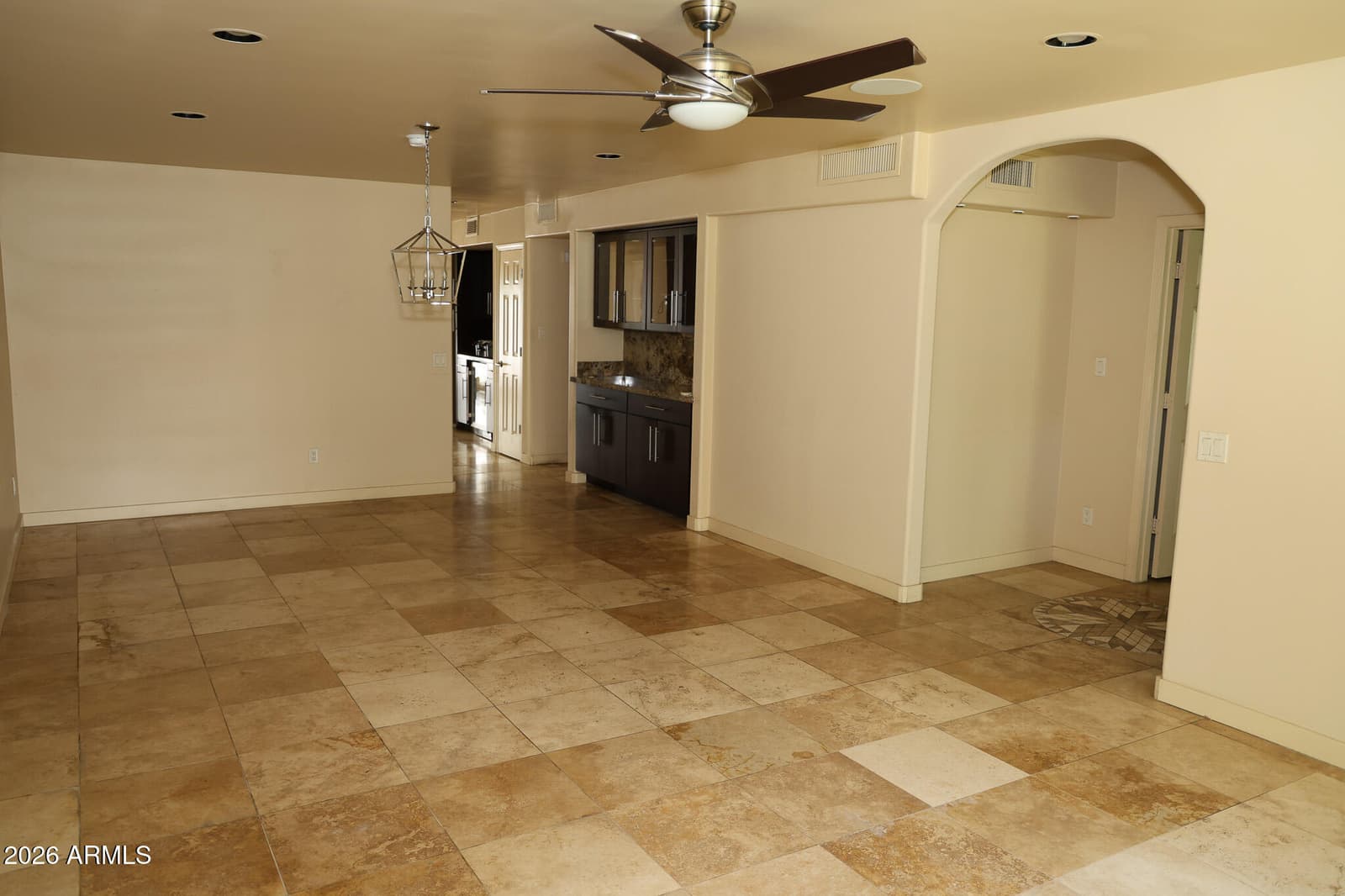 5618 N 12TH Street, Phoenix, AZ 85014 — photo 6 of 31