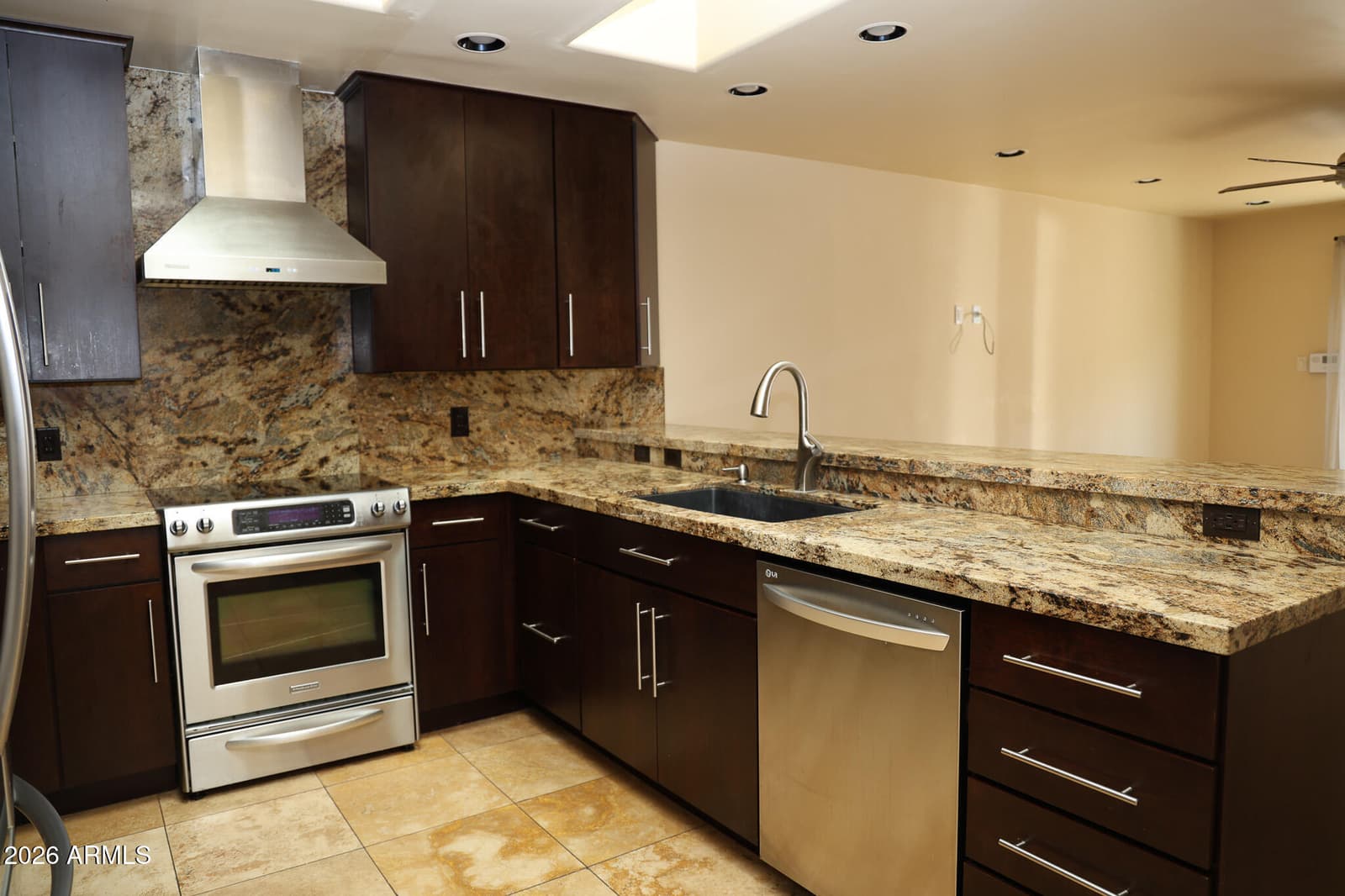 5618 N 12TH Street, Phoenix, AZ 85014 — photo 11 of 31