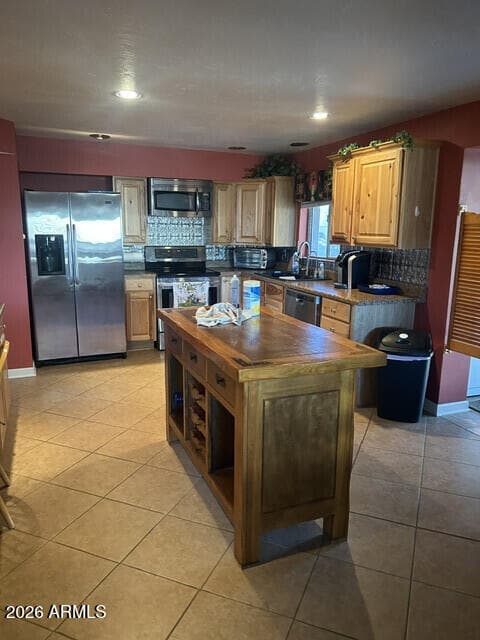 2238 N PLAZA Drive, Apache Junction, AZ 85120 — photo 23 of 39