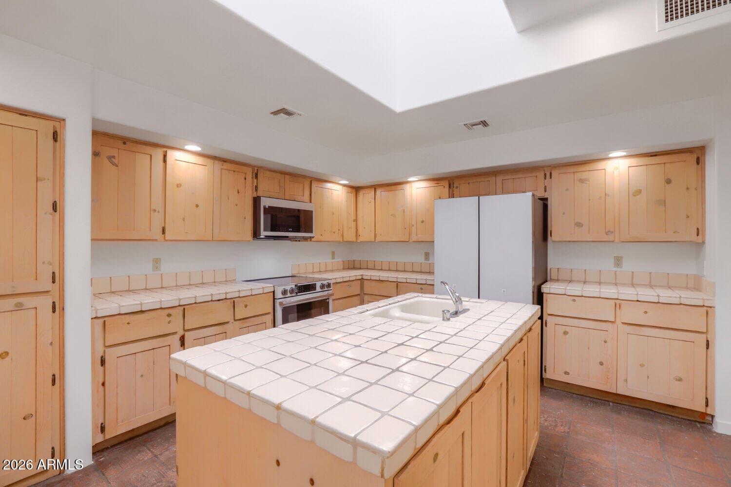 6411 S RIVER Drive 4, Tempe, AZ 85283 — photo 12 of 33