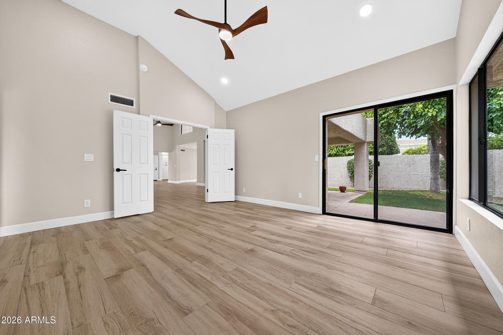 10061 E CALLE DE CIELO Circle, Scottsdale, AZ 85258 — photo 13 of 34