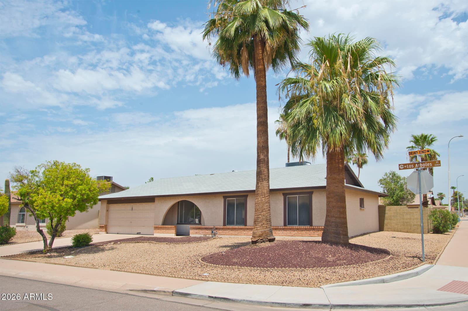 2204 W LOS ARBOLES Place, Chandler, AZ 85224 — photo 1 of 14