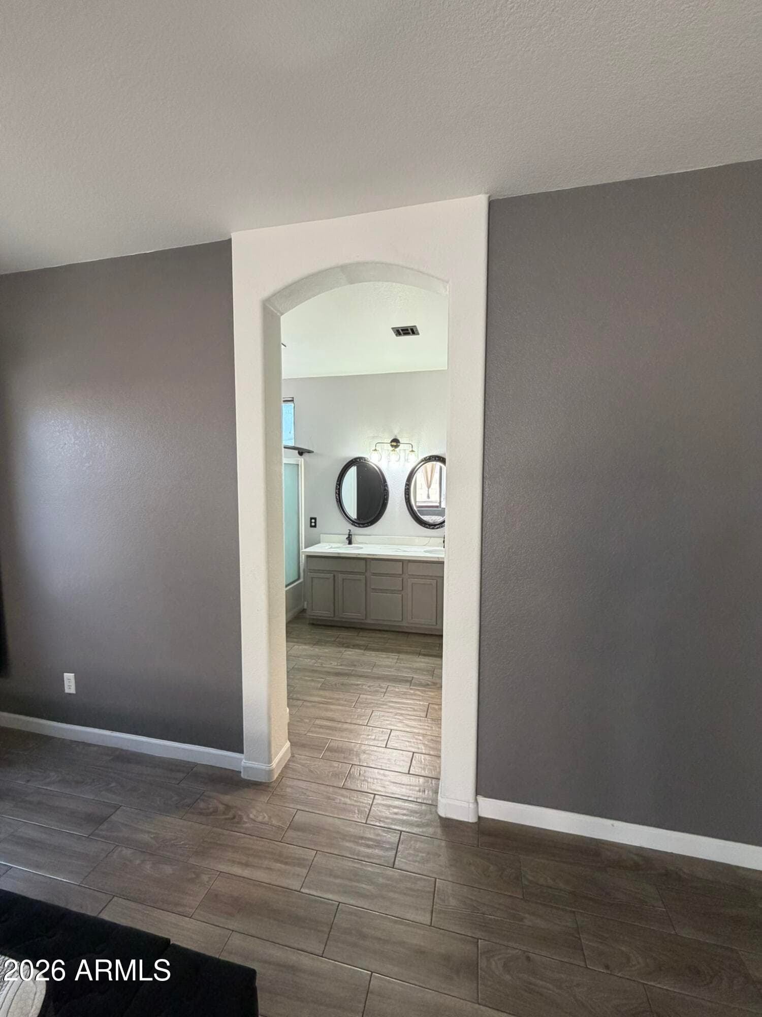 2527 N SILVERADO, Mesa, AZ 85215 — photo 11 of 34