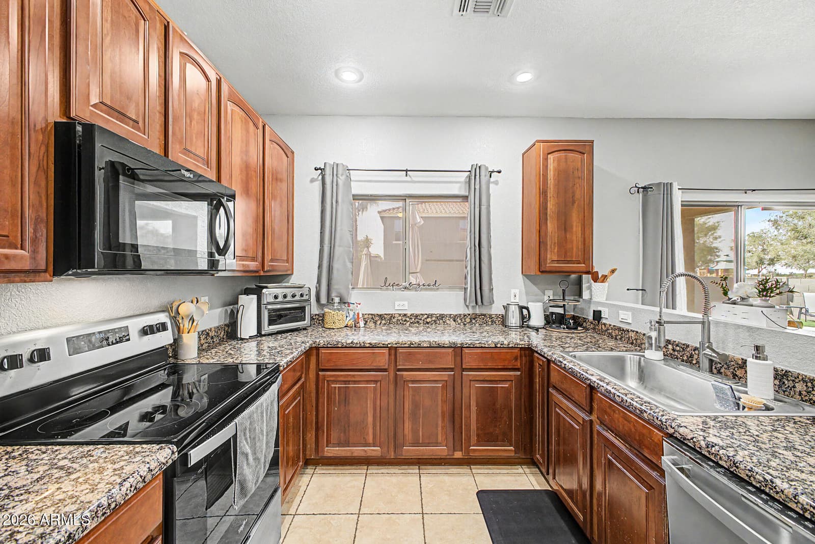 11421 E FLORIAN Avenue, Mesa, AZ 85208 — photo 16 of 43