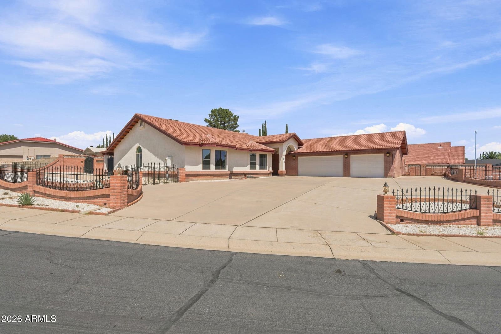 1163 EXETER Drive, Sierra Vista, AZ 85635 — photo 2 of 52