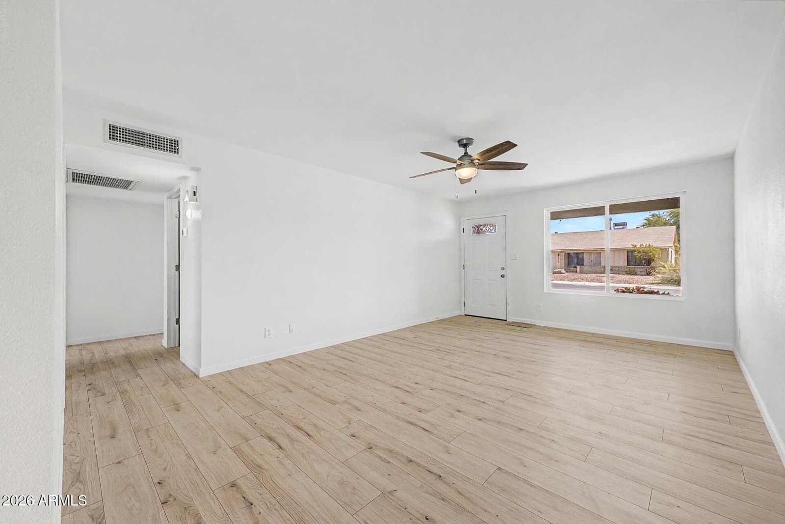 3720 W LIBBY Street, Glendale, AZ 85308 — photo 7 of 31