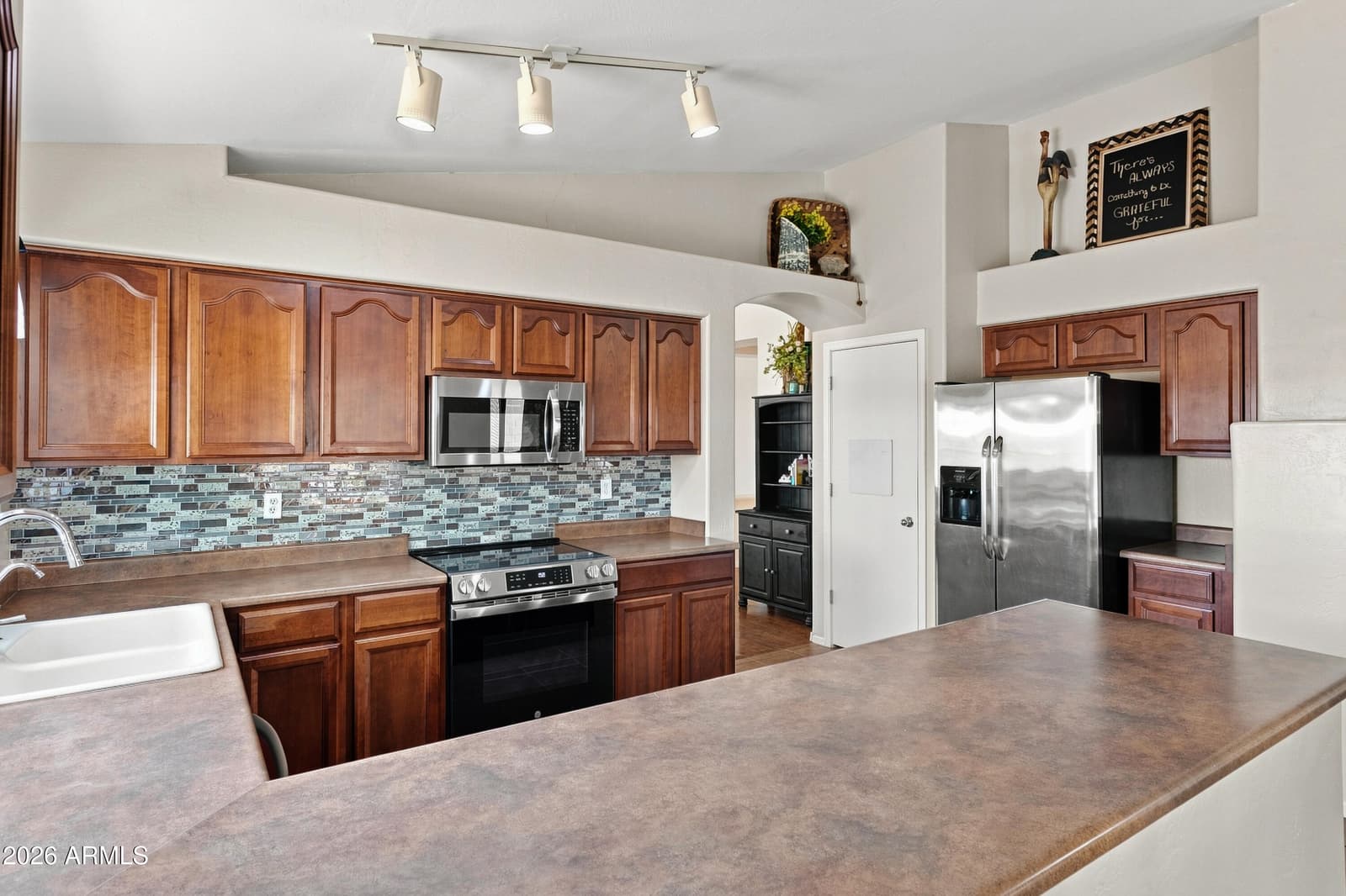 25510 W PIONEER Street, Buckeye, AZ 85326 — photo 15 of 37