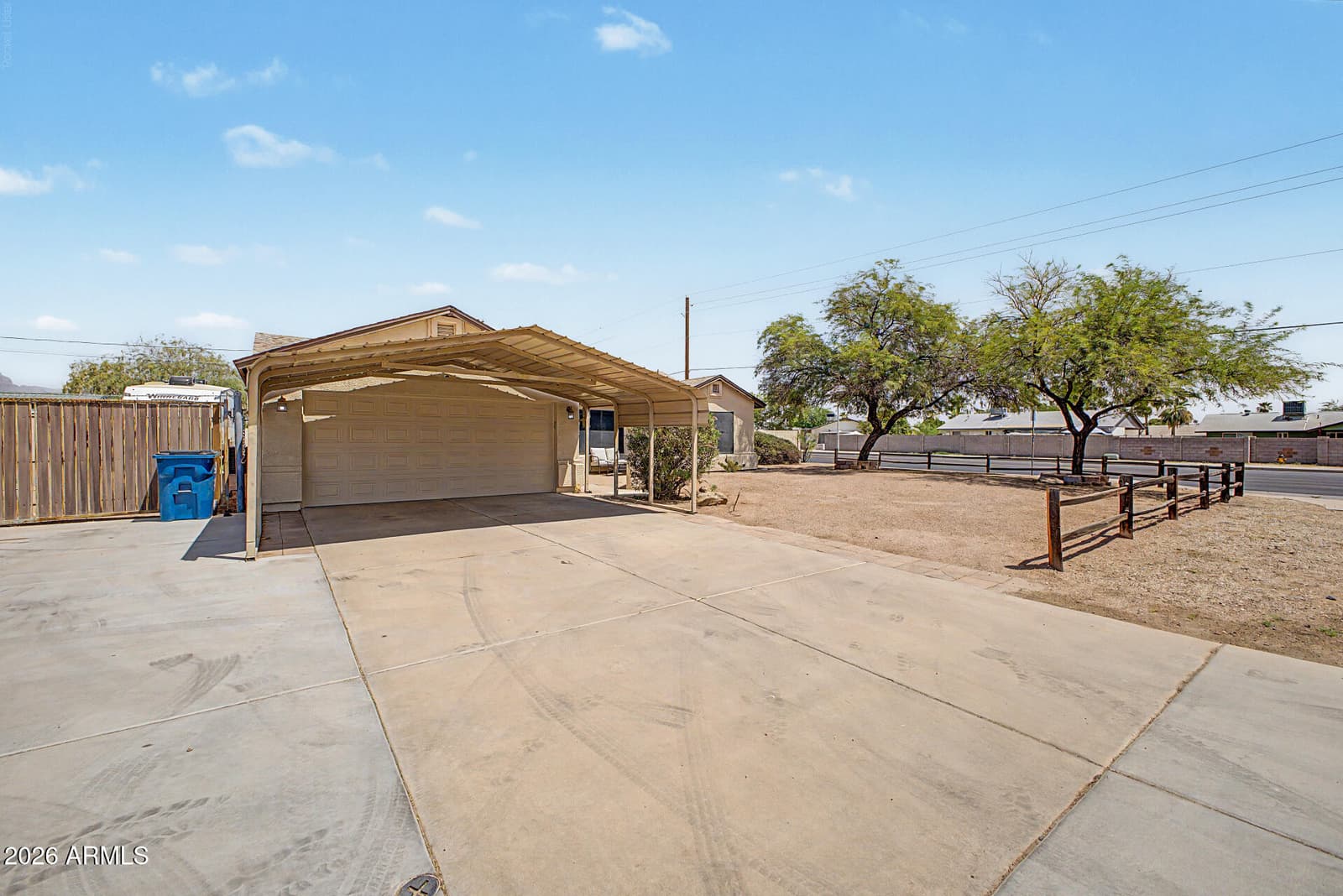 785 S PALO VERDE Drive, Apache Junction, AZ 85120 — photo 3 of 33