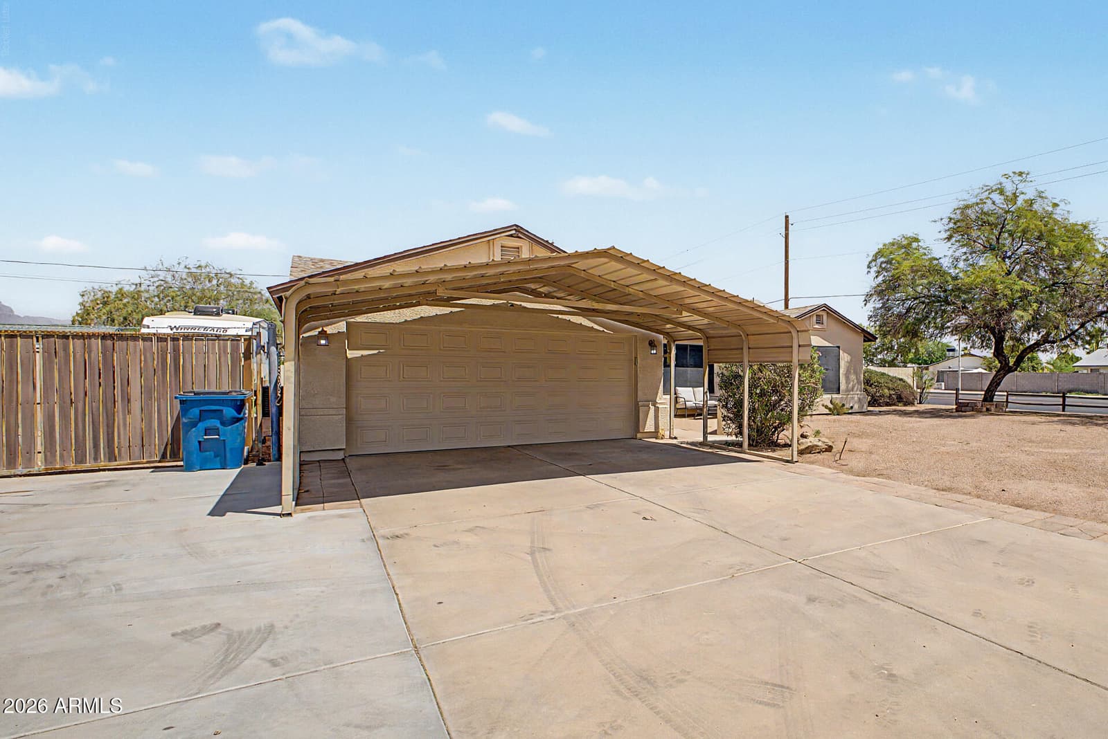 785 S PALO VERDE Drive, Apache Junction, AZ 85120 — photo 4 of 33