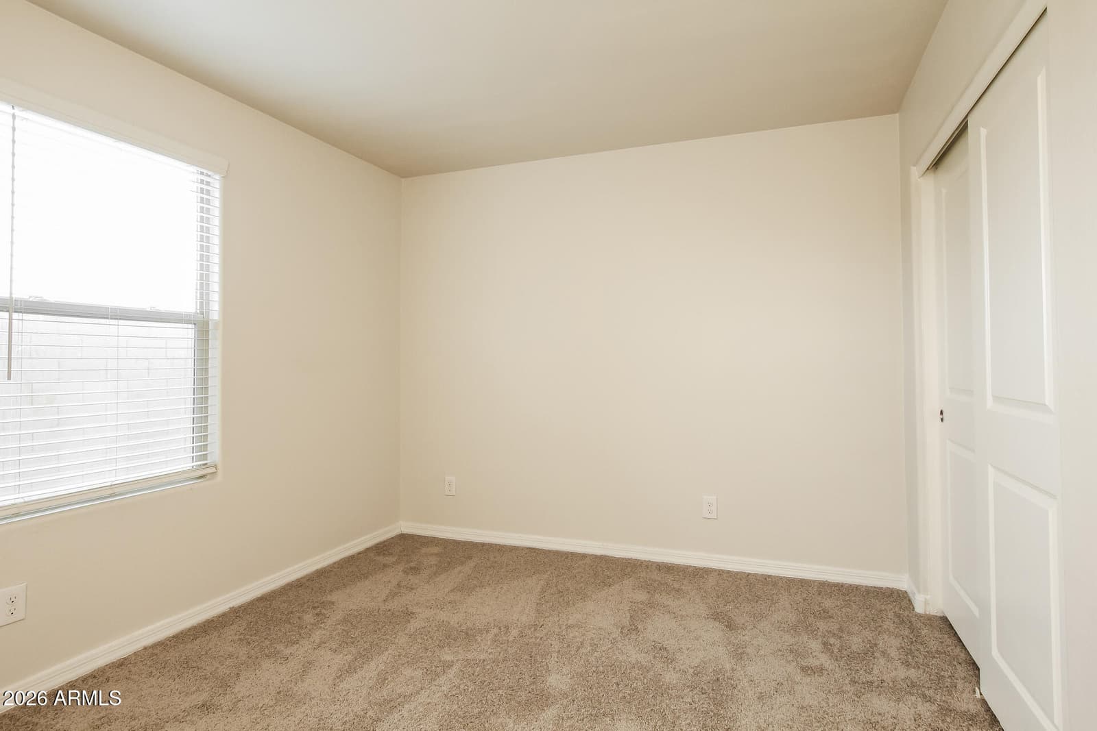 8235 W ODEUM Lane, Phoenix, AZ 85043 — photo 17 of 27