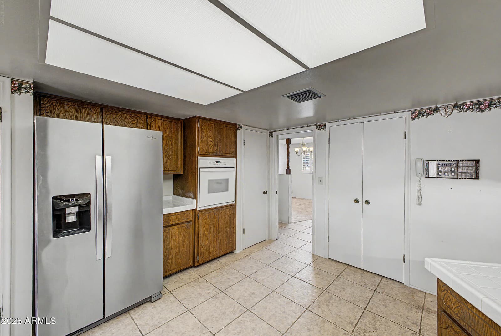 2302 E LINCOLN Circle, Phoenix, AZ 85016 — photo 15 of 36