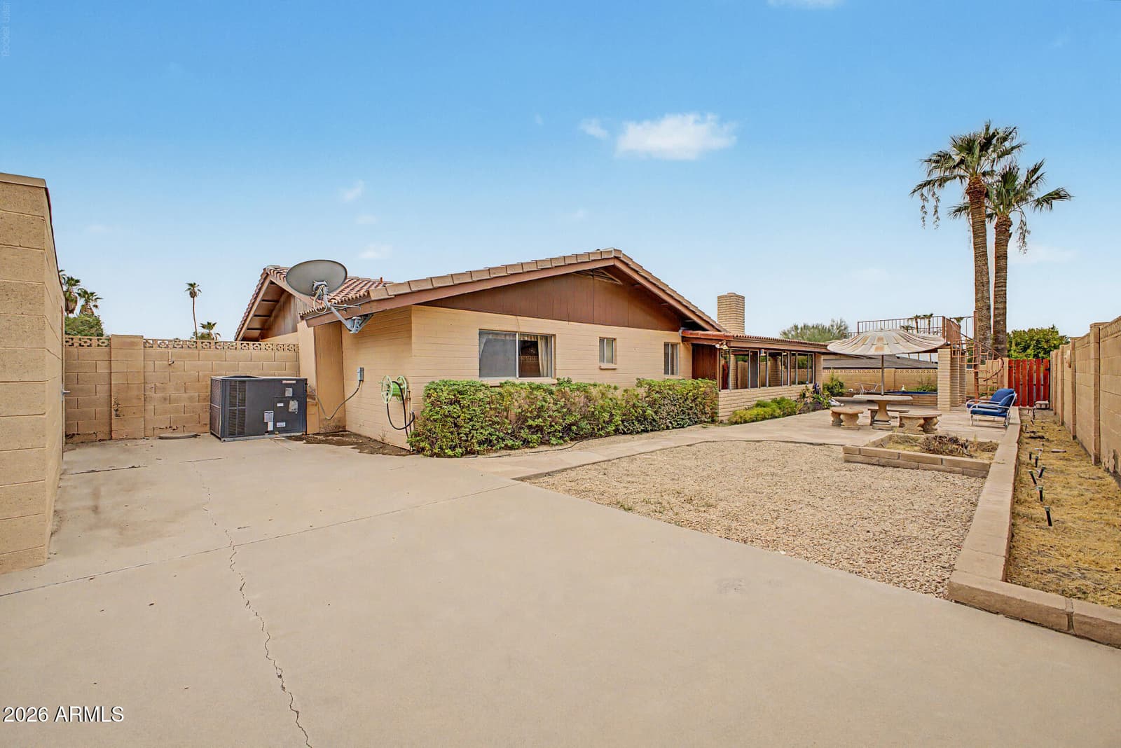 2302 E LINCOLN Circle, Phoenix, AZ 85016 — photo 35 of 36
