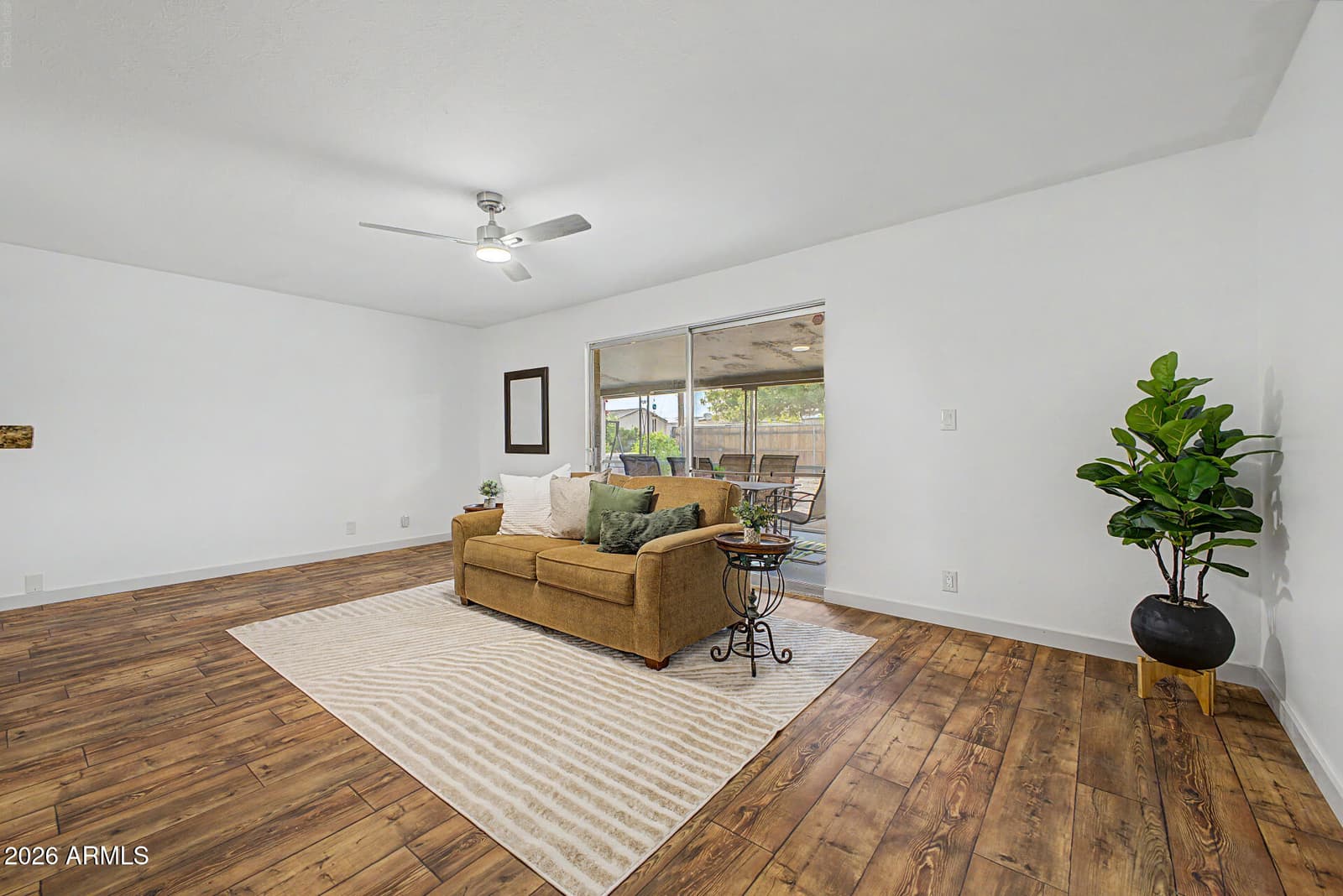 5426 E BOSTON Street, Mesa, AZ 85205 — photo 4 of 24