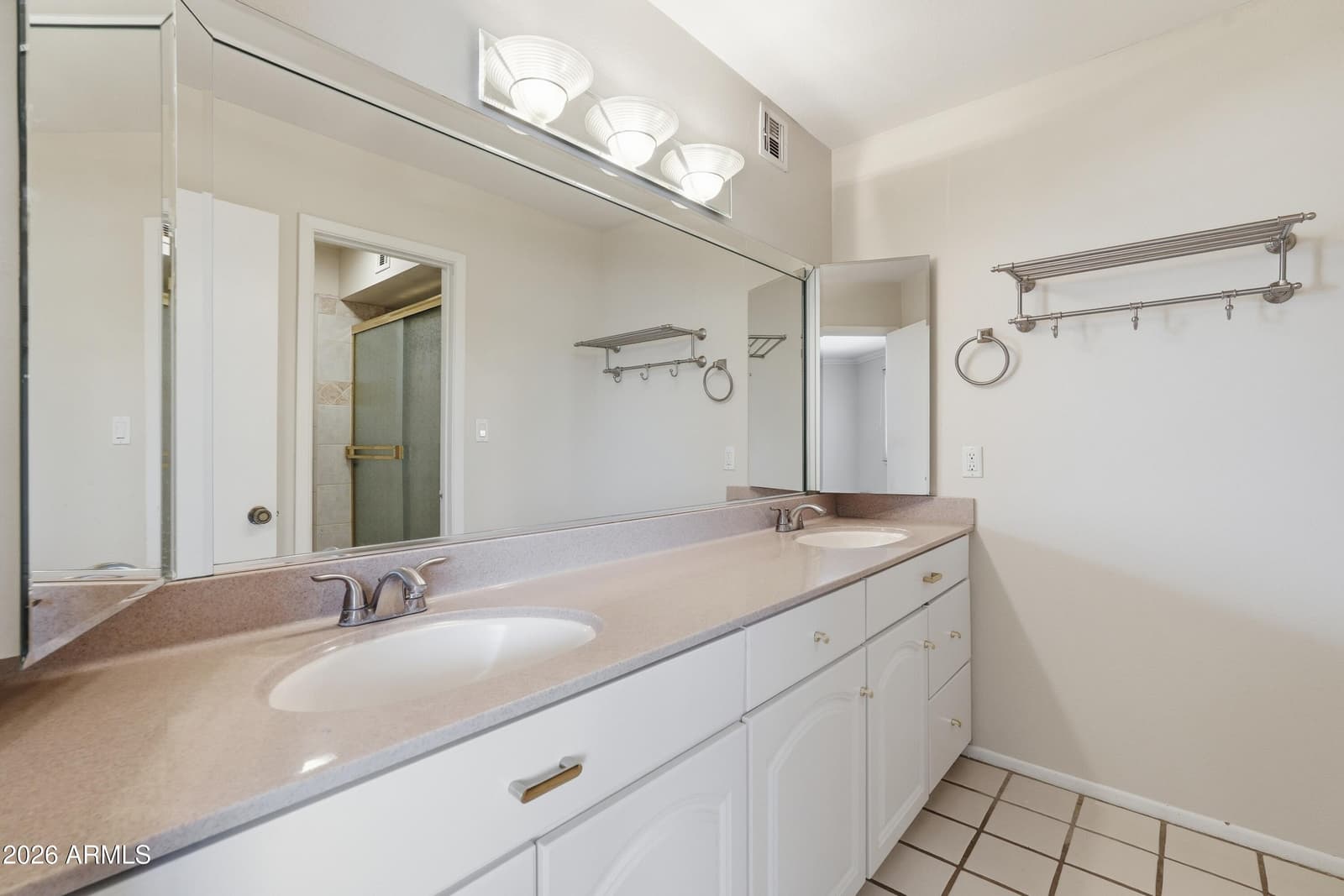 10838 N 35TH Street, Phoenix, AZ 85028 — photo 4 of 62