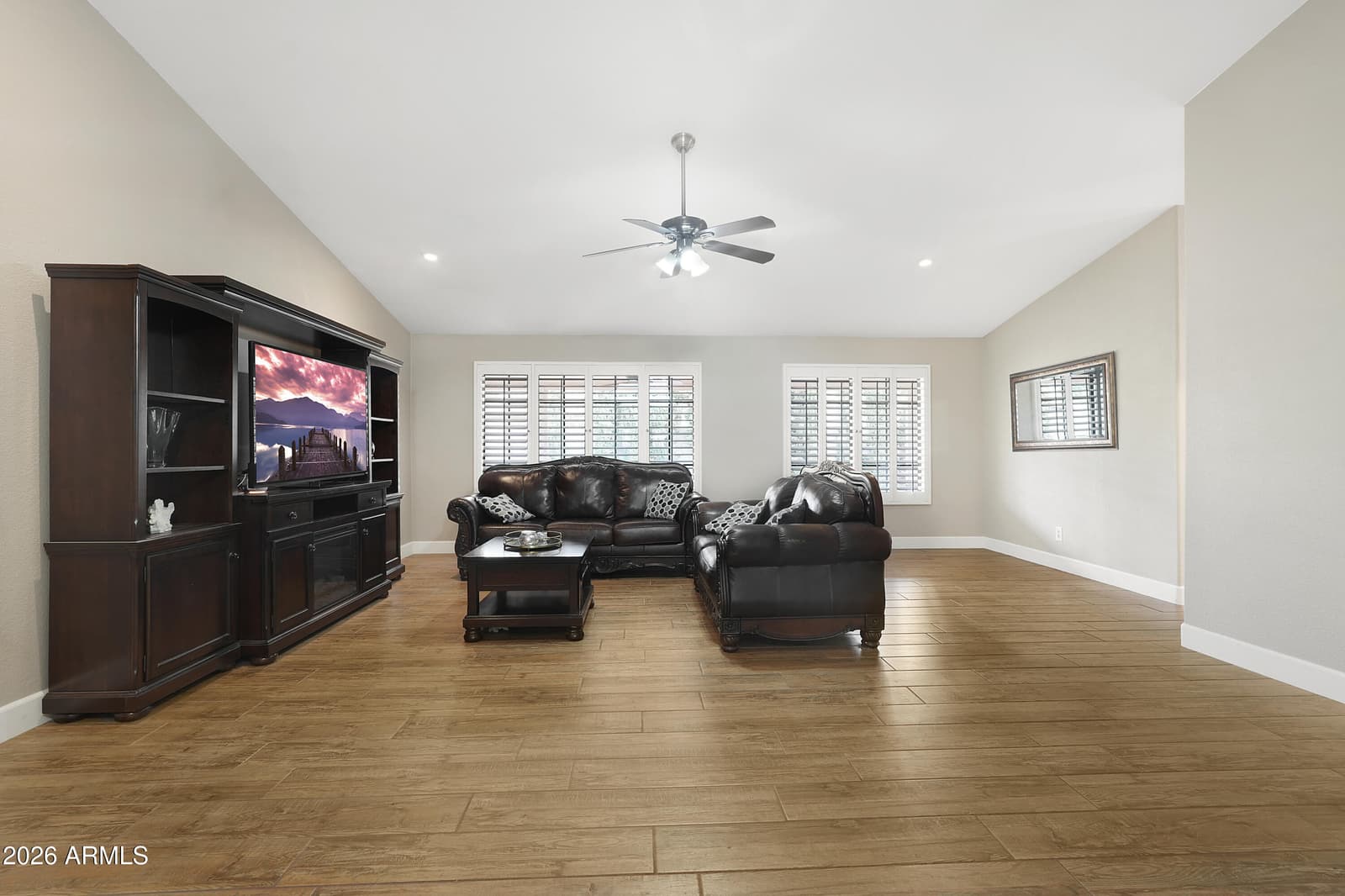 26 E EVELYN Lane, Tempe, AZ 85284 — photo 4 of 34