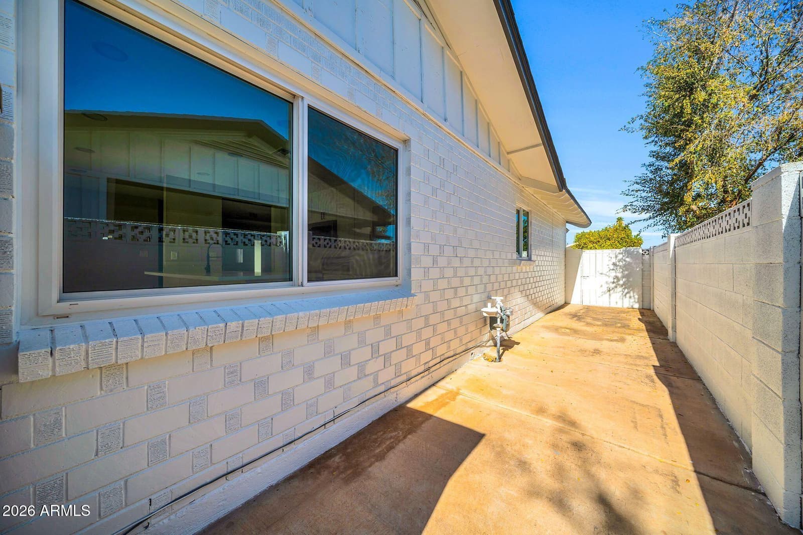 8219 E WHITTON Avenue, Scottsdale, AZ 85251 — photo 41 of 44
